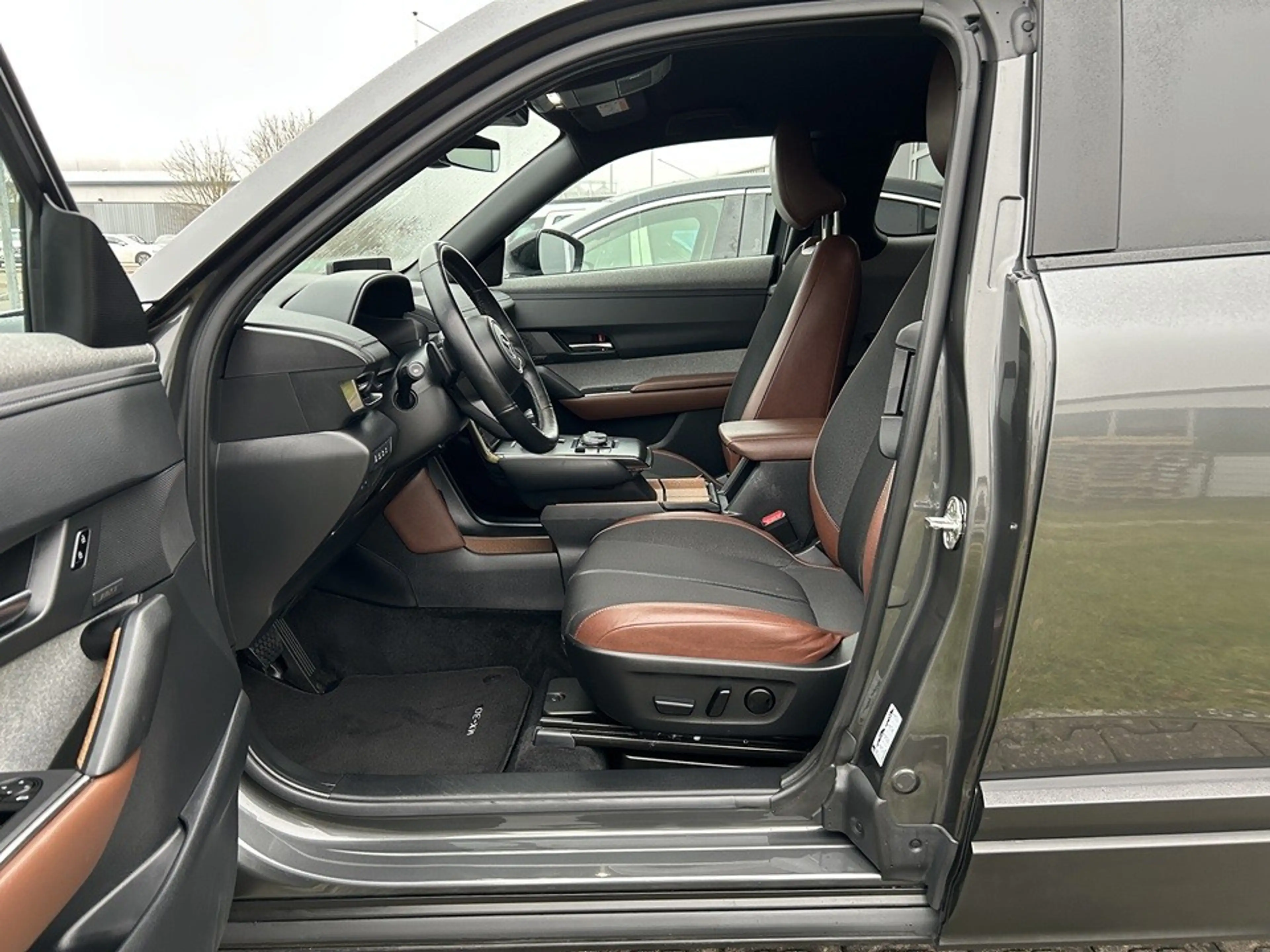 Mazda MX-30 35,5 kWh e-SKYACTIV 145 PS — photo 2