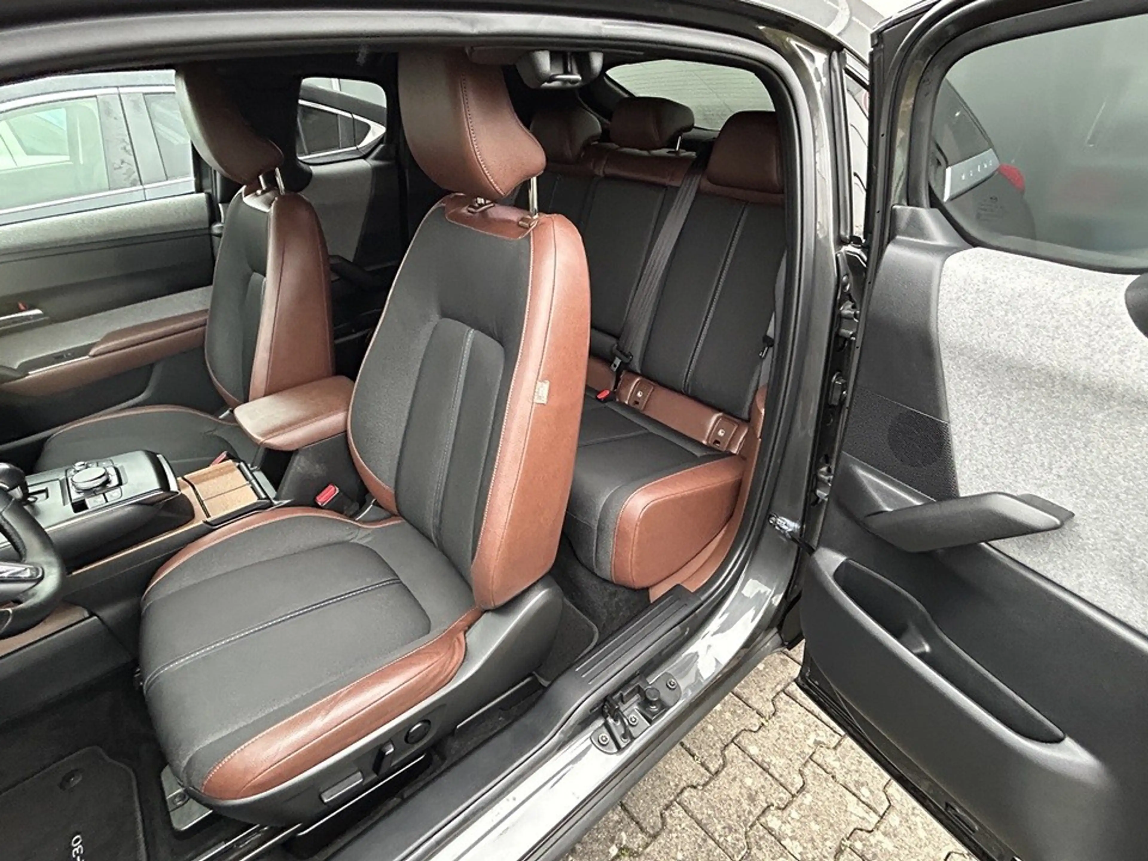 Mazda MX-30 35,5 kWh e-SKYACTIV 145 PS — photo 7