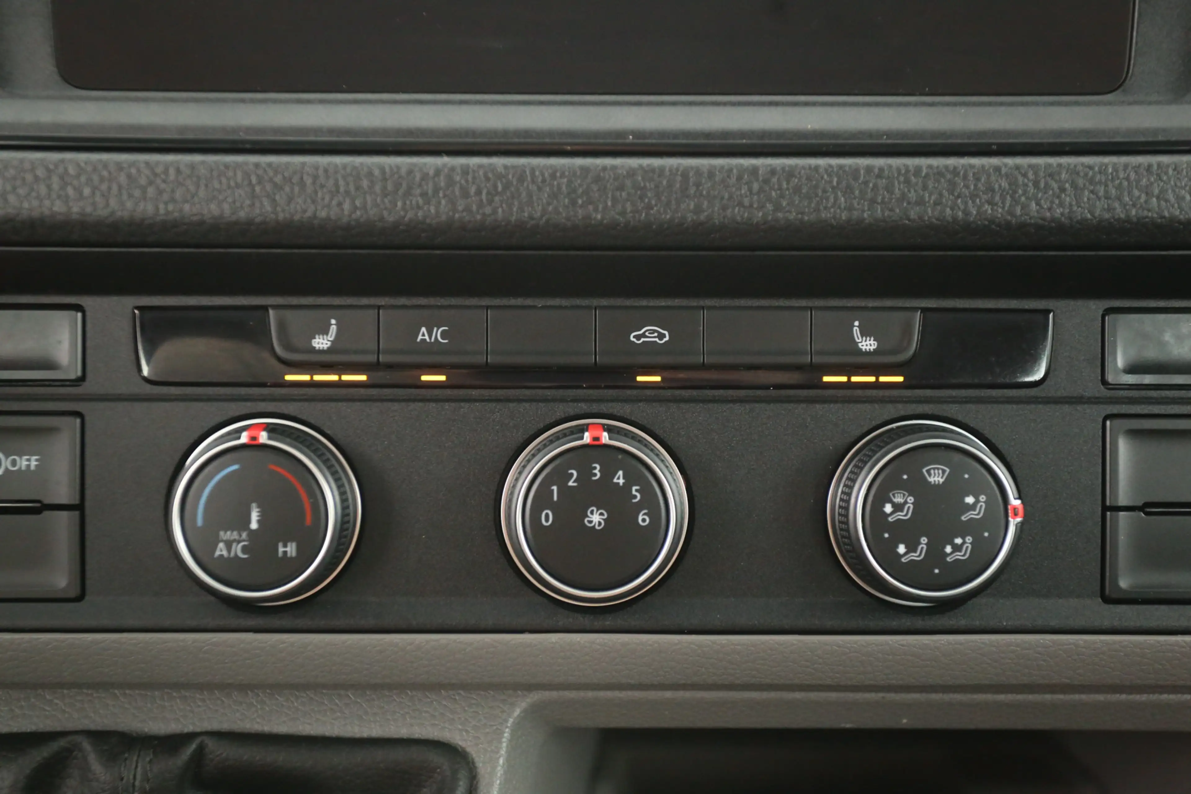 Volkswagen Crafter 2.0 TDI L3H2 | DC | 6 Zits |  Airco | Camera | Car — photo 18