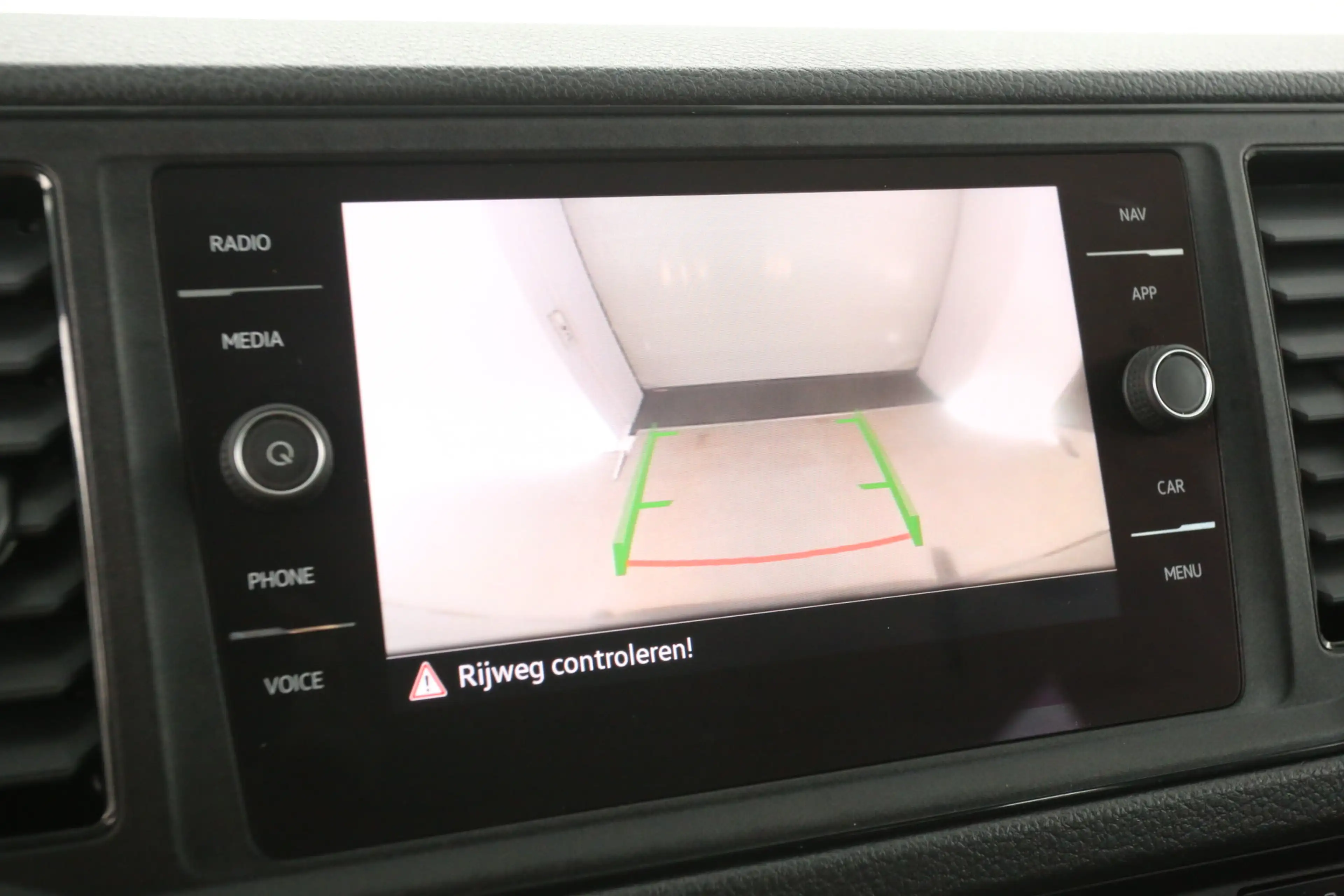 Volkswagen Crafter 2.0 TDI L3H2 | DC | 6 Zits |  Airco | Camera | Car — photo 15