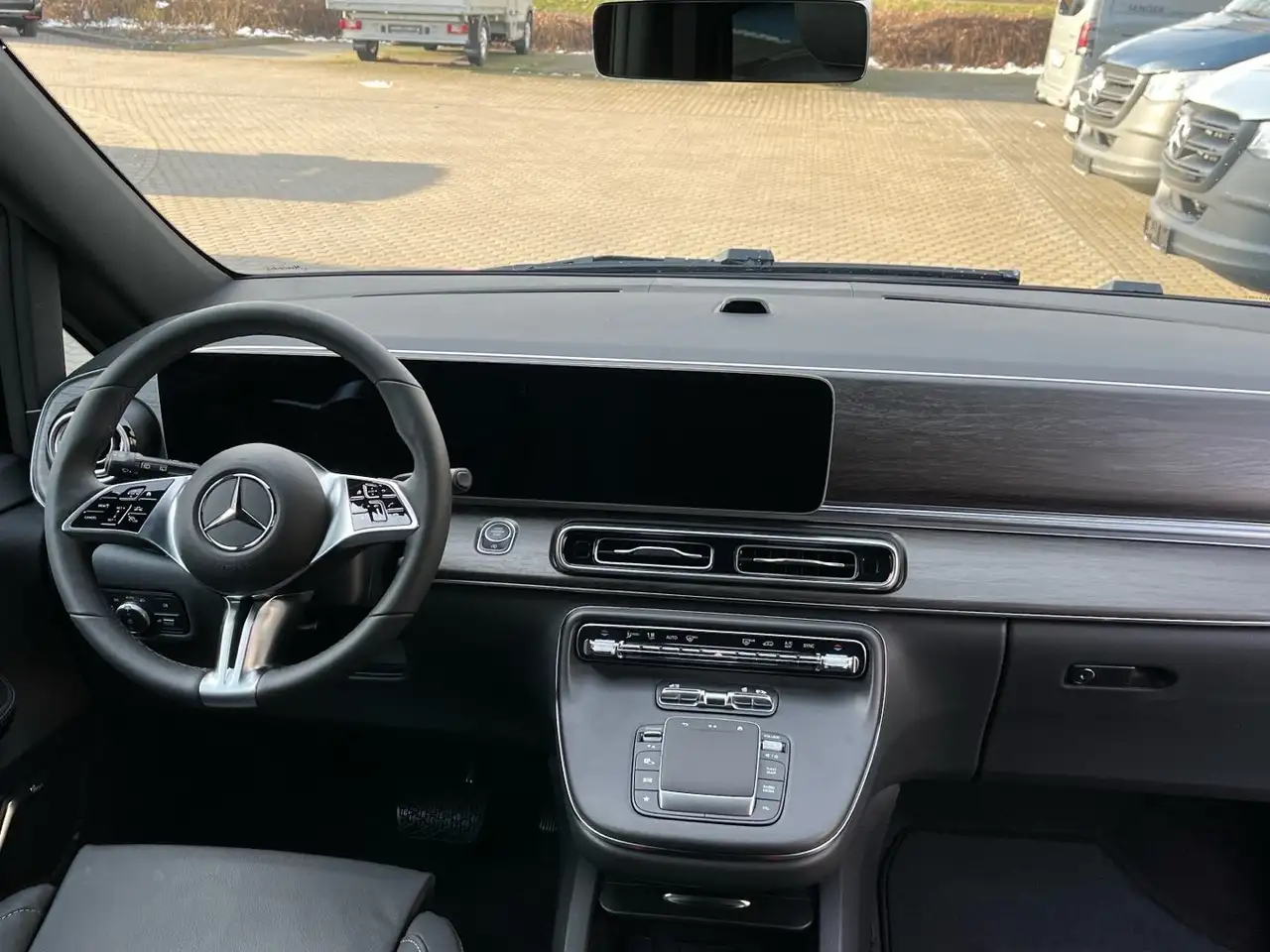Mercedes-Benz V 300 d Avantgarde 4x4 extralang Distr. 360° 9G 9