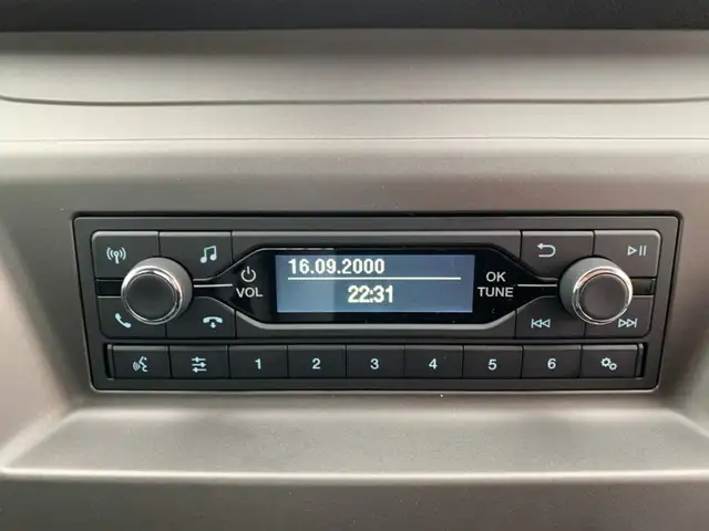 Ford Transit view 14