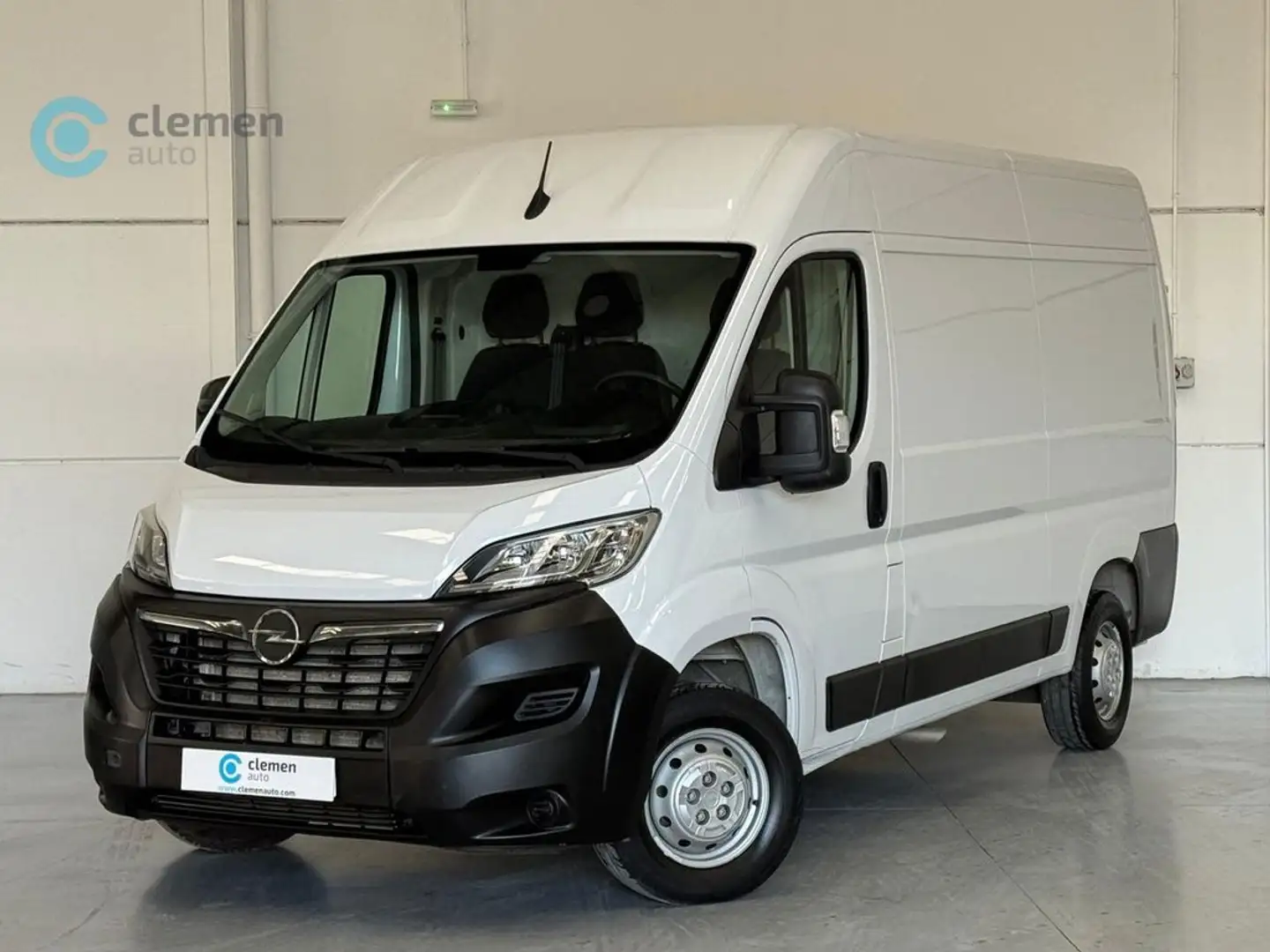 Opel Movano Fg. 2.2 BlueHDI Base 140 L2H2 3500 Weiß - 1