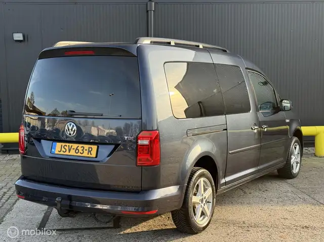 Volkswagen Caddy view 3