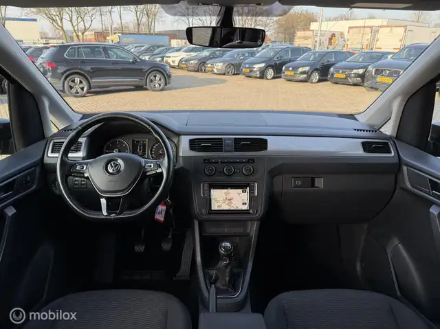 Volkswagen Caddy view 2