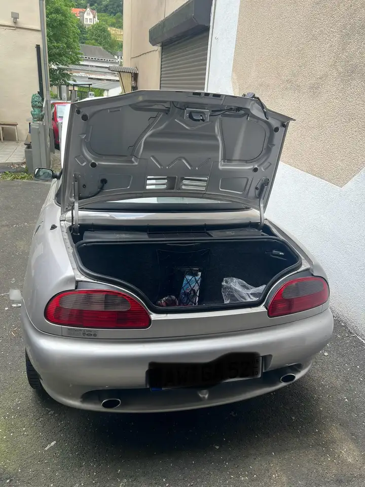 MGF 1.8i, foto 2