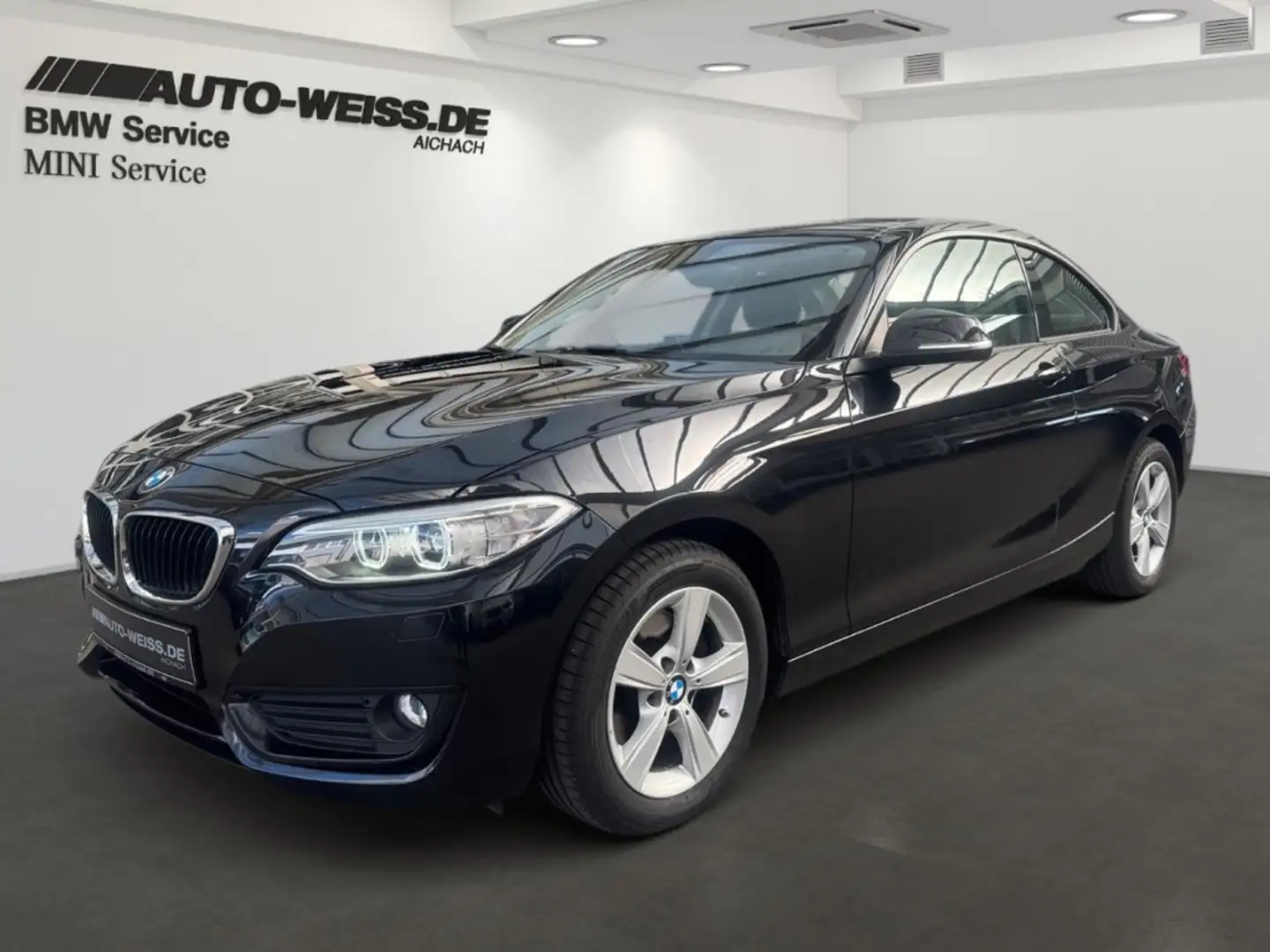 BMW 220 i +NAVI+XENON+SHZ+PDC+MFL+CD+BT+TEMPOMAT+ALU Zwart - 1