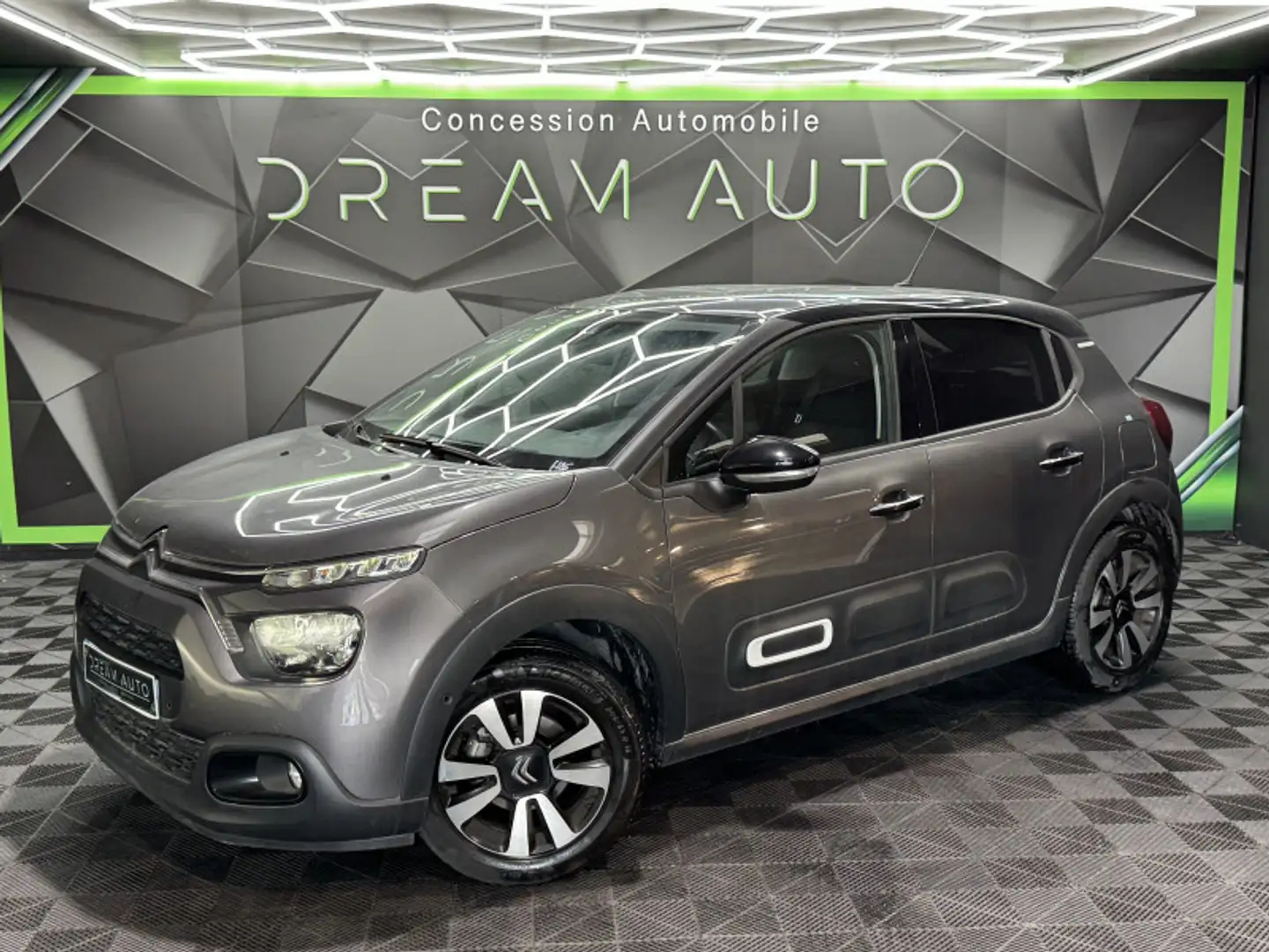 Citroen C3 1.2 PURETECH 110CH S\u0026S SHINE 120-123G TVA REC Gris - 1