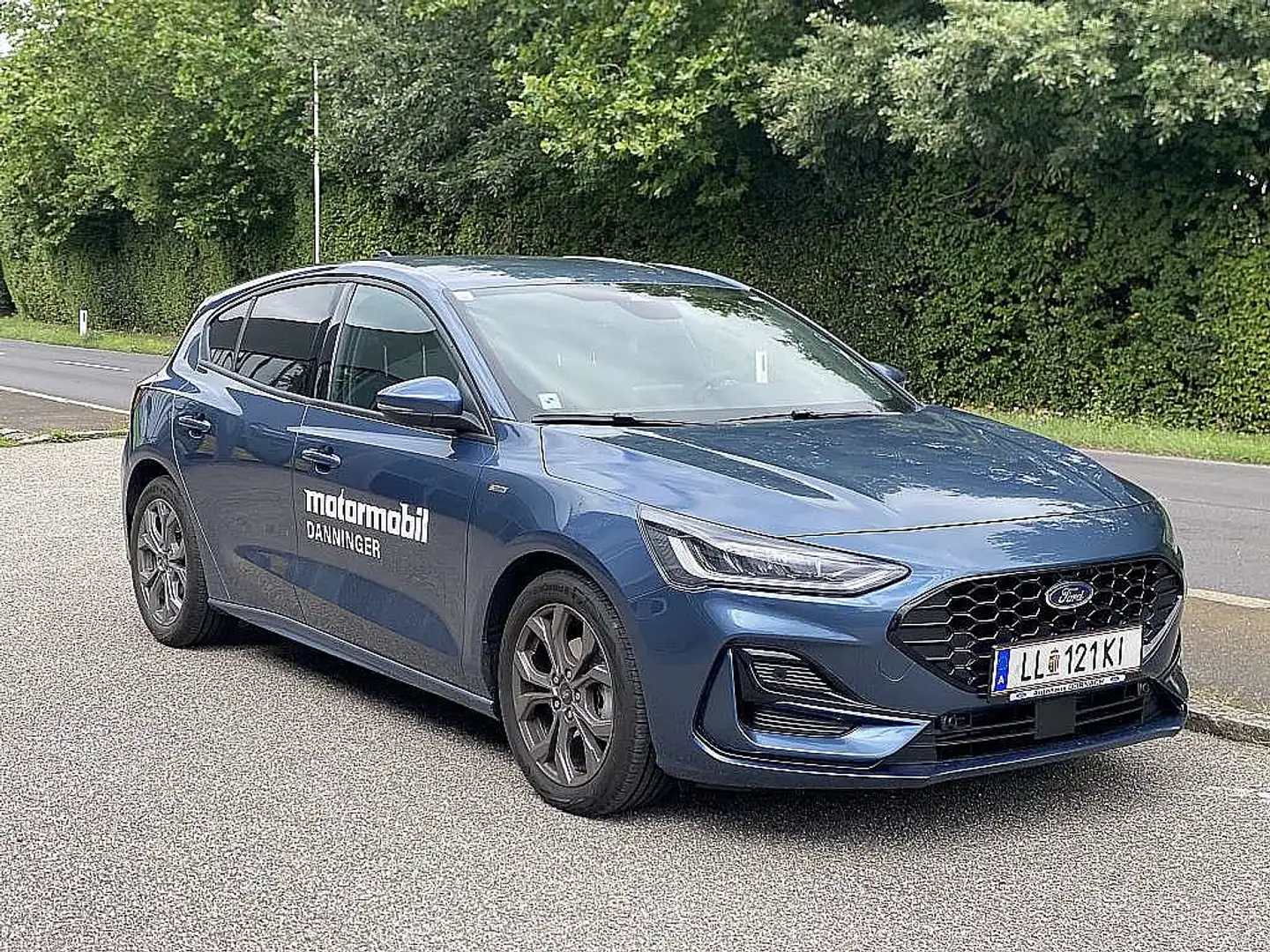 Ford Focus 1,0 EcoBoost ST-Line Style Blau - 2