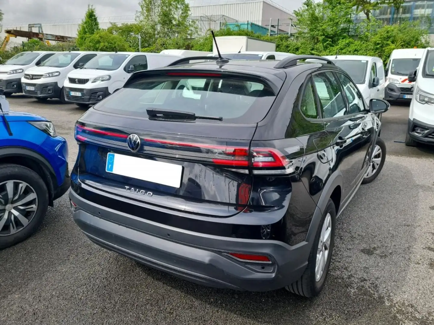 Volkswagen Taigo 1.0 TSI 110 Life Business GPS CAMERA Negro - 2