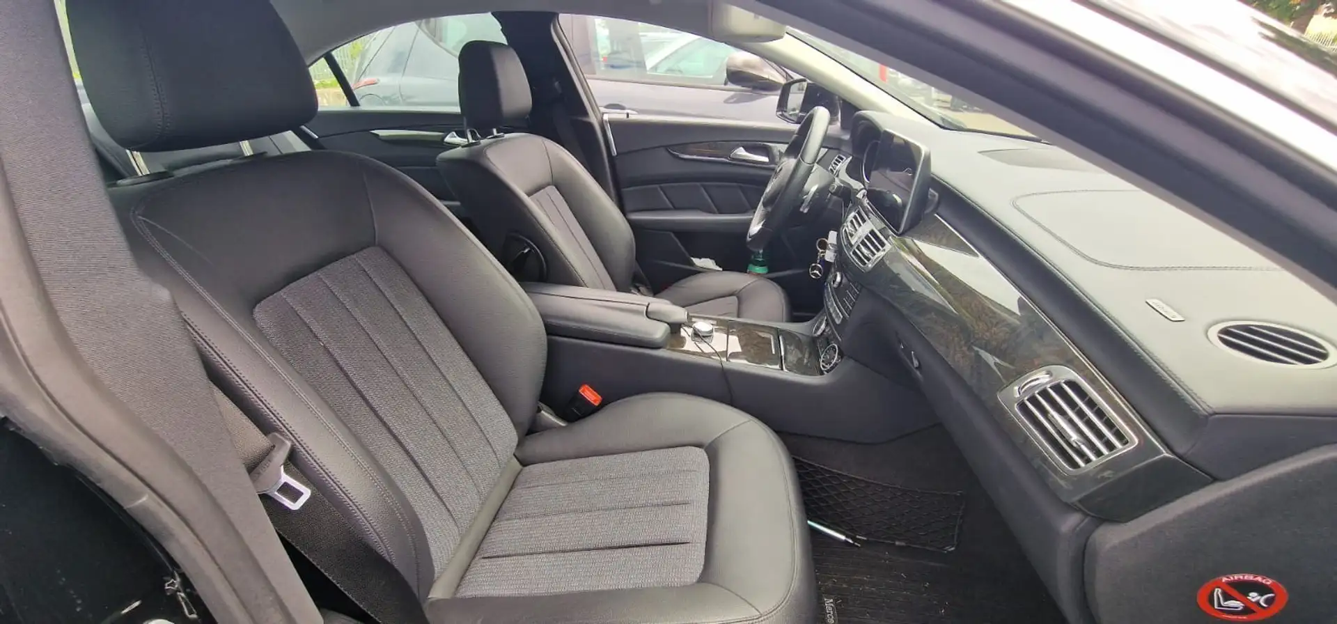 Mercedes-Benz CLS 250 d (bt) Sport 4matic auto - 2