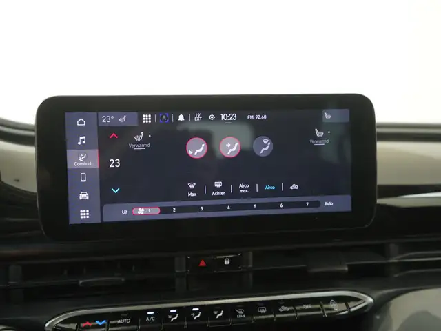 Fiat 500e view 17