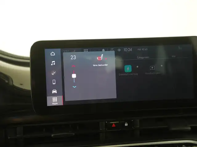 Fiat 500e view 23