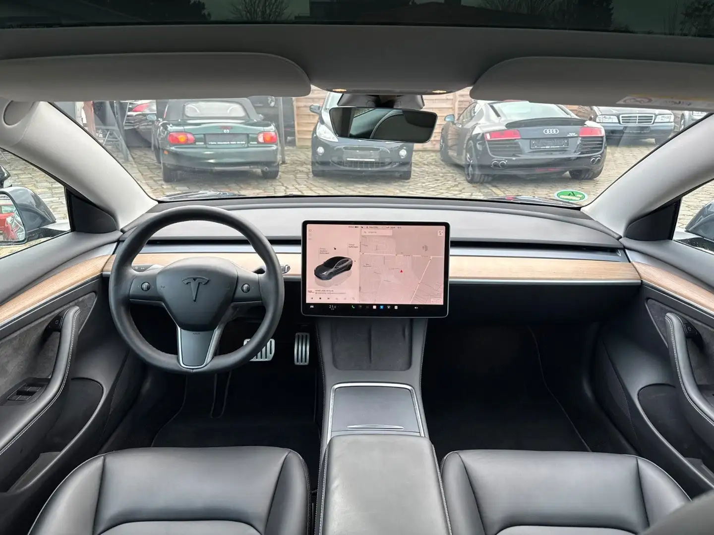 Tesla Model 3 Performance AWD Long Range Grau - 2