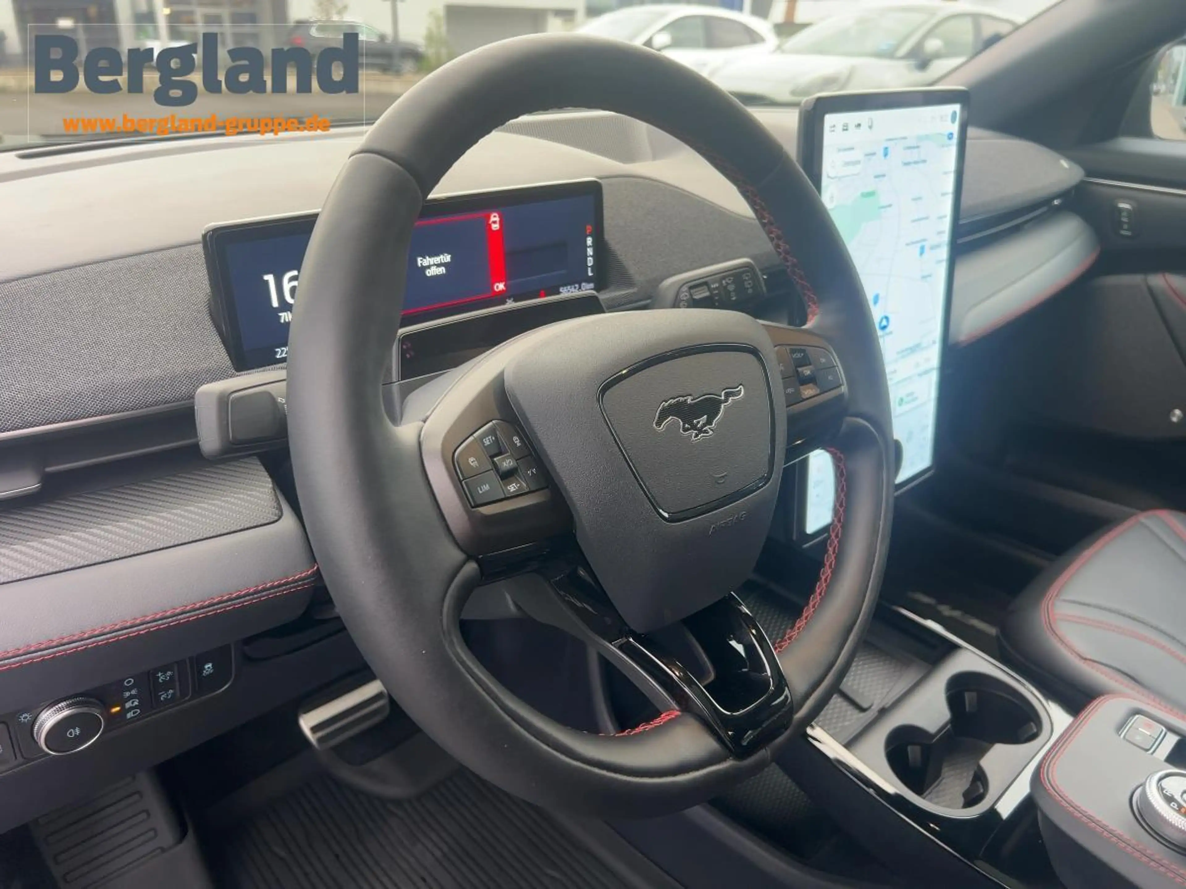 Ford Mustang Mach-E 98 kWh AWD PREMIUM PANORAMADACH — photo 8