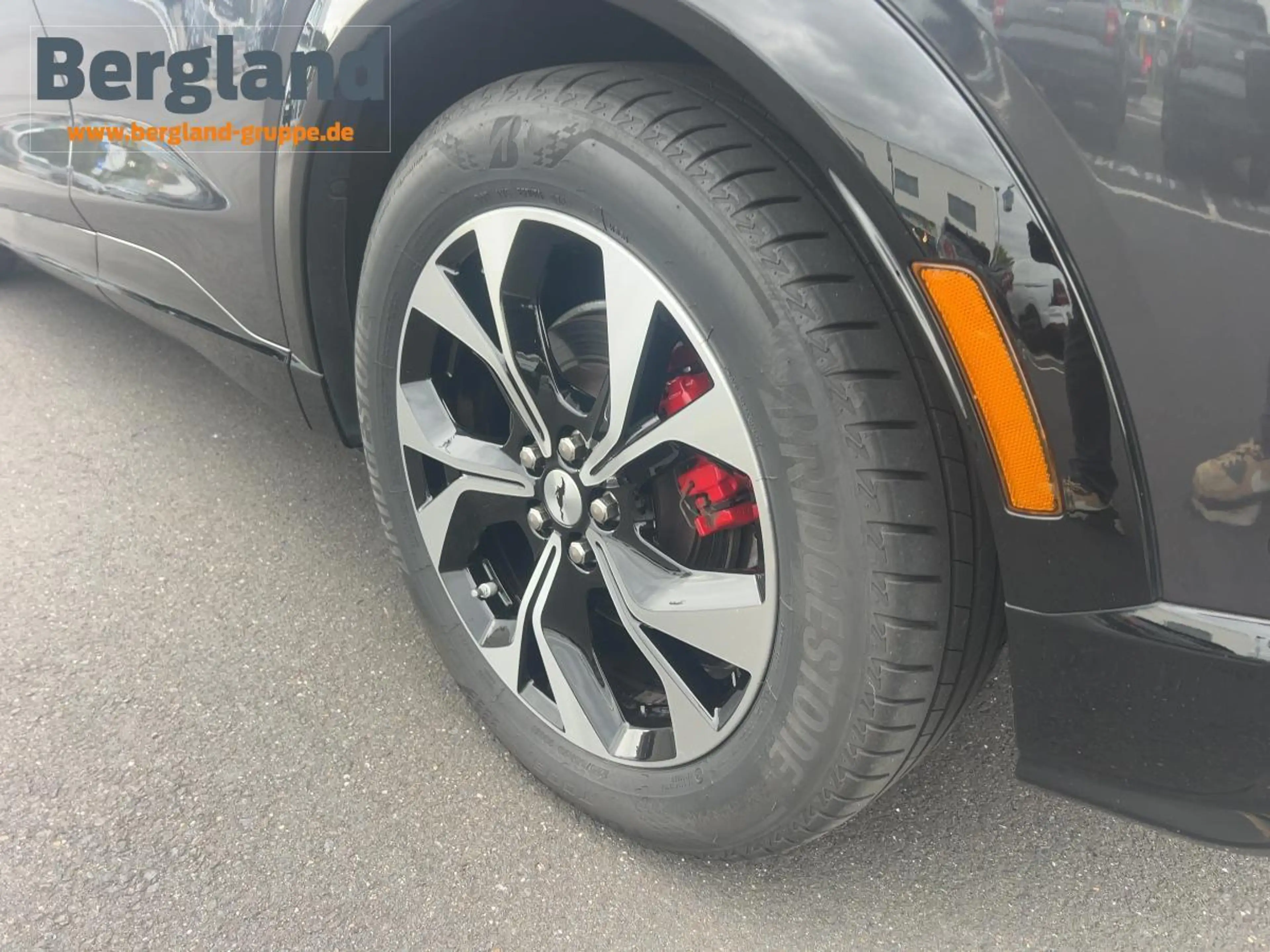 Ford Mustang Mach-E 98 kWh AWD PREMIUM PANORAMADACH — photo 5