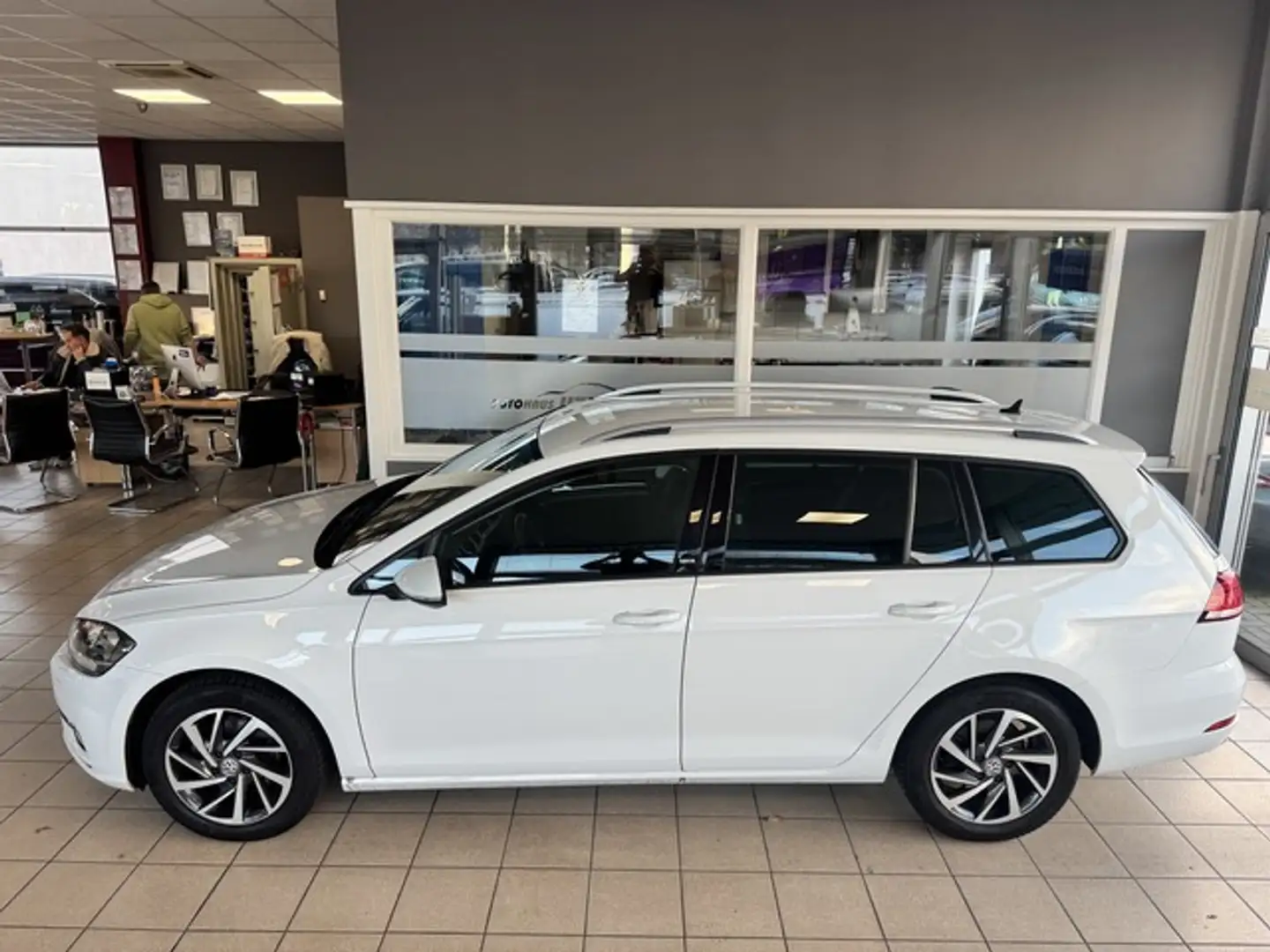 Volkswagen Golf Variant VII Sound Navi Kamera Standhzg 1.Hd Weiß - 1