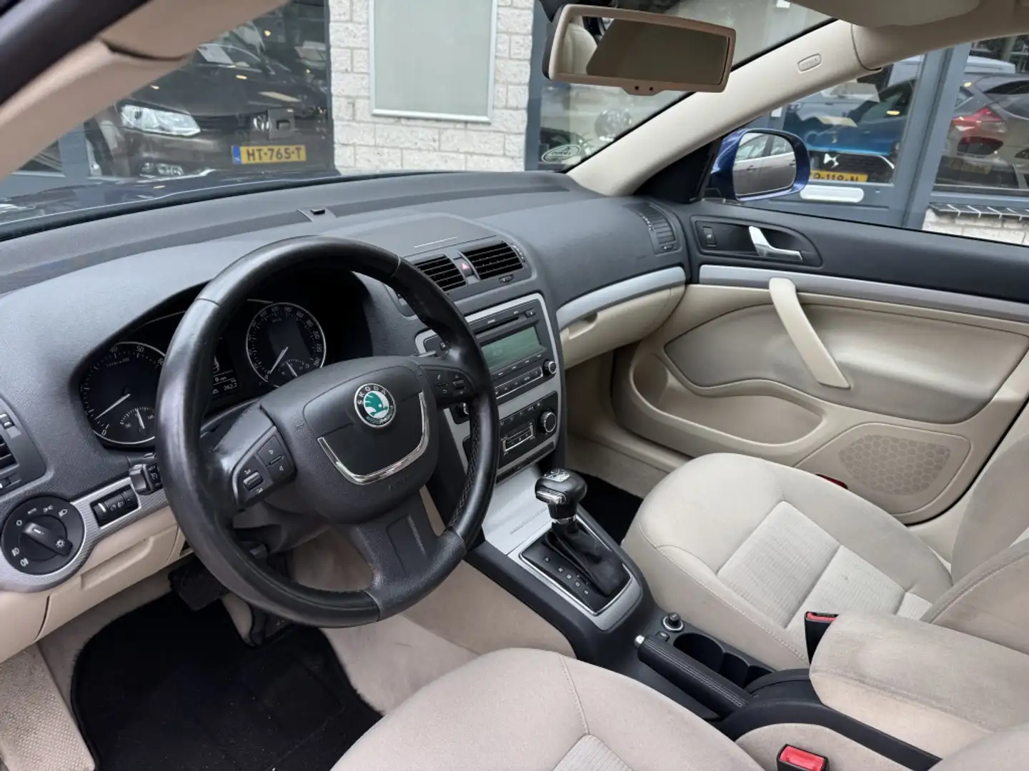 Skoda Octavia 1.2 TSI Elegance Automaat Nieuwe ketting Blauw - 2