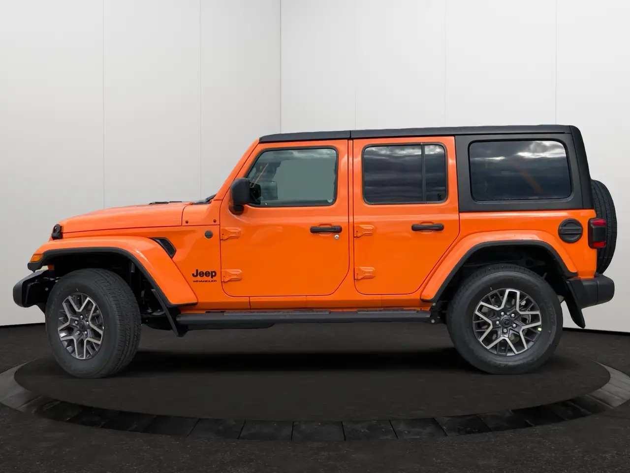 Jeep Wrangler photo Jeep Wrangler