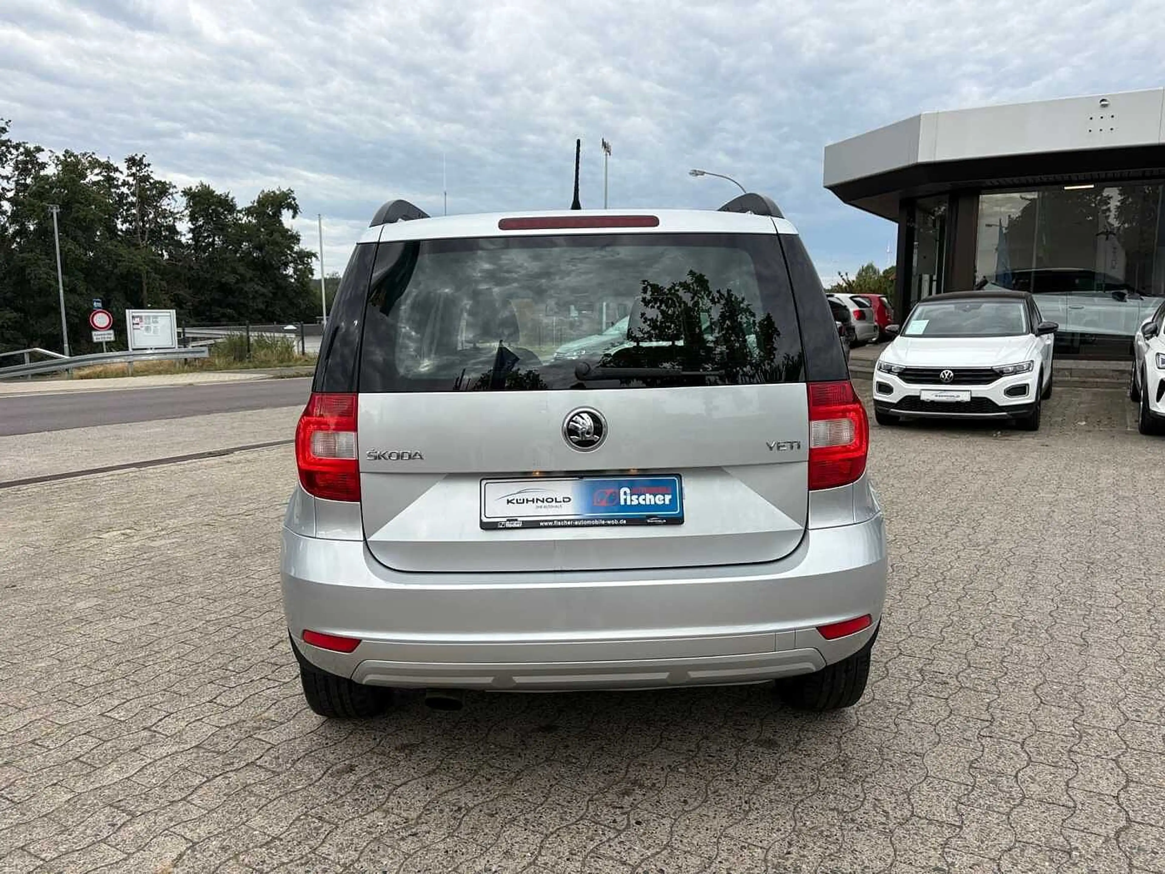 Skoda Yeti 1.2 TSI Garantie Steuerkettensatz Neu Navi Tempoma — photo 12