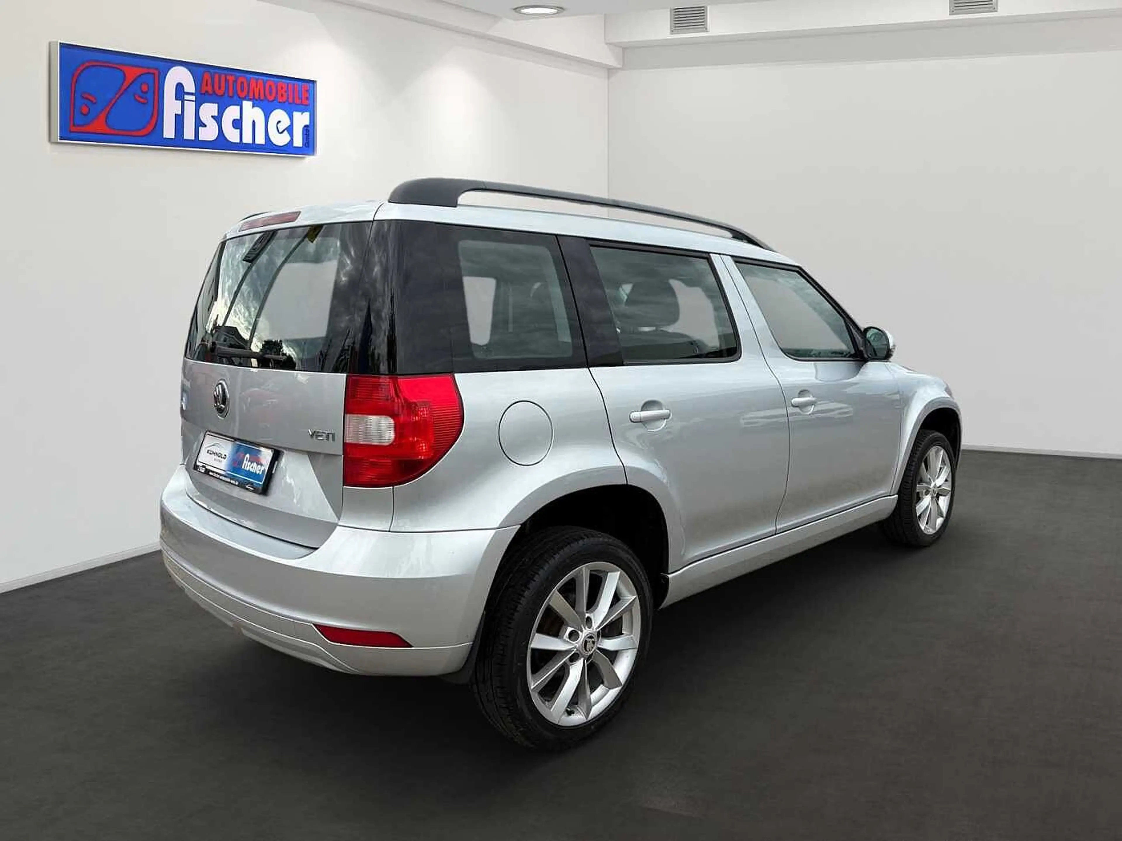 Skoda Yeti 1.2 TSI Garantie Steuerkettensatz Neu Navi Tempoma — photo 4