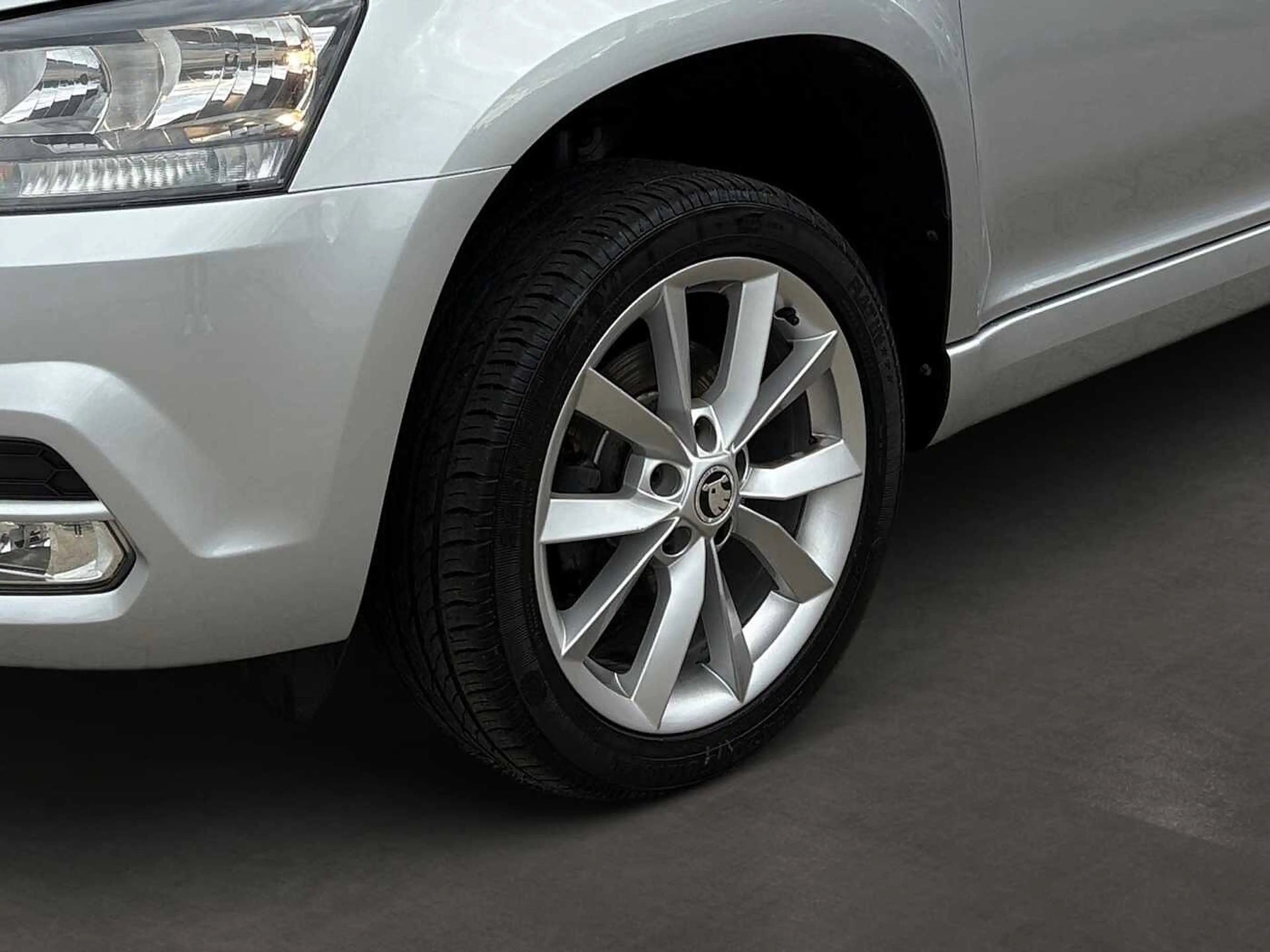 Skoda Yeti 1.2 TSI Garantie Steuerkettensatz Neu Navi Tempoma — photo 8
