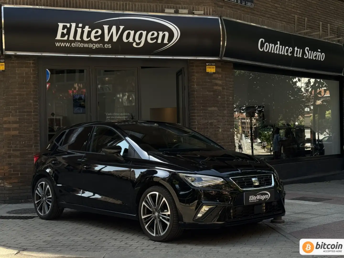 SEAT Ibiza 1.0 TSI S&S FR 85kW Negro - 1