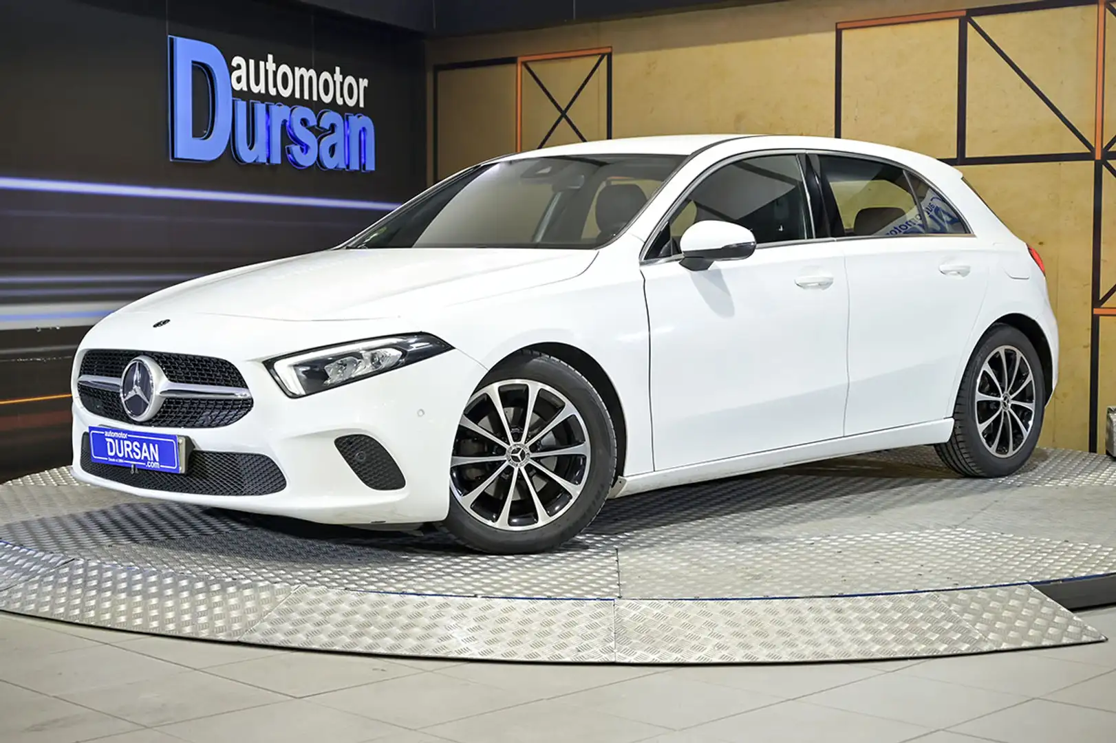 Mercedes-Benz A 180 180d - 1