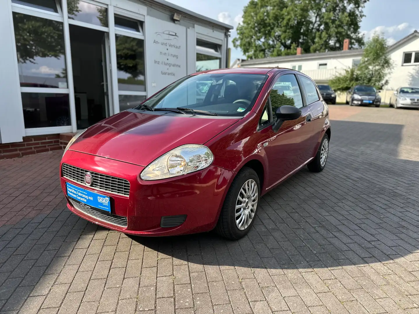 Fiat Grande Punto 1.4 8V Active 1.Hand*8Fach ber.*TÜV&Service Neu Rouge - 1