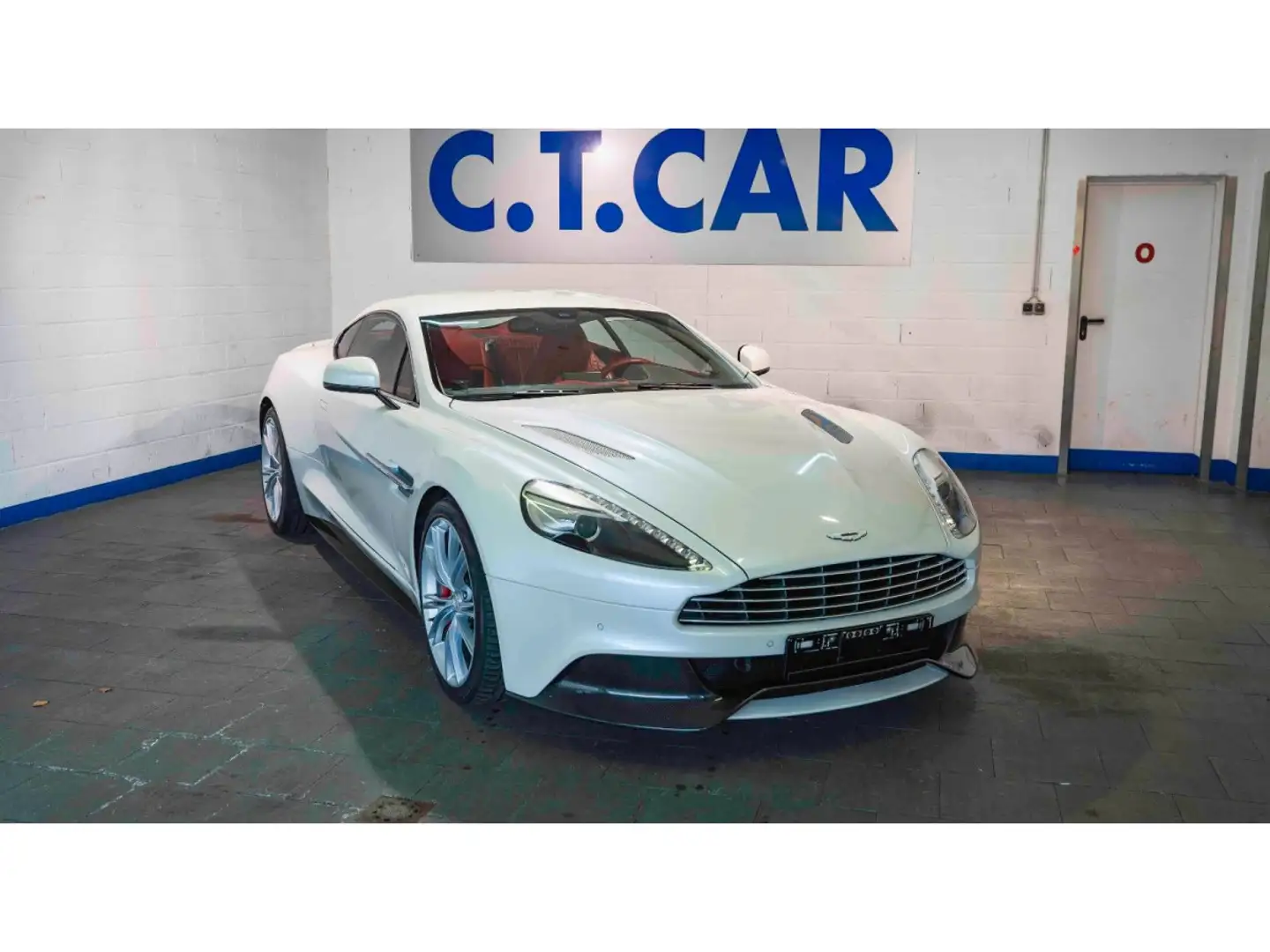 Aston Martin Vanquish Coupe 6.0 V12 Automatik Carbon B&O Alb - 2
