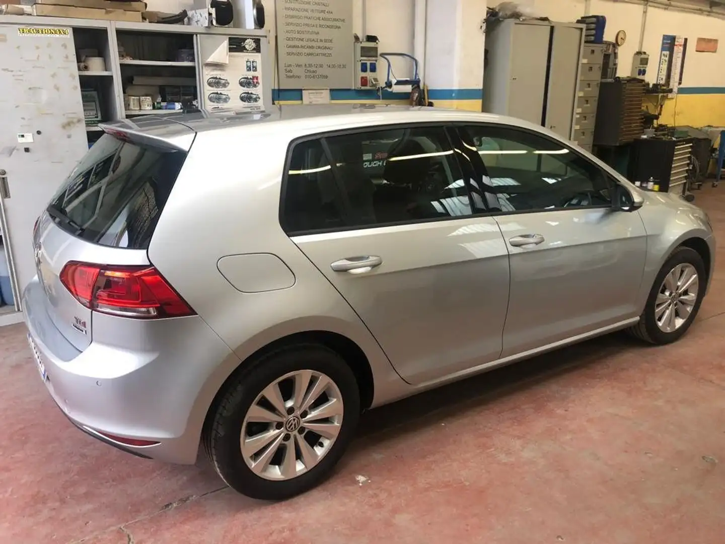 Volkswagen Golf Golf 5p 1.6 tdi 110cv dsg Plateado - 2