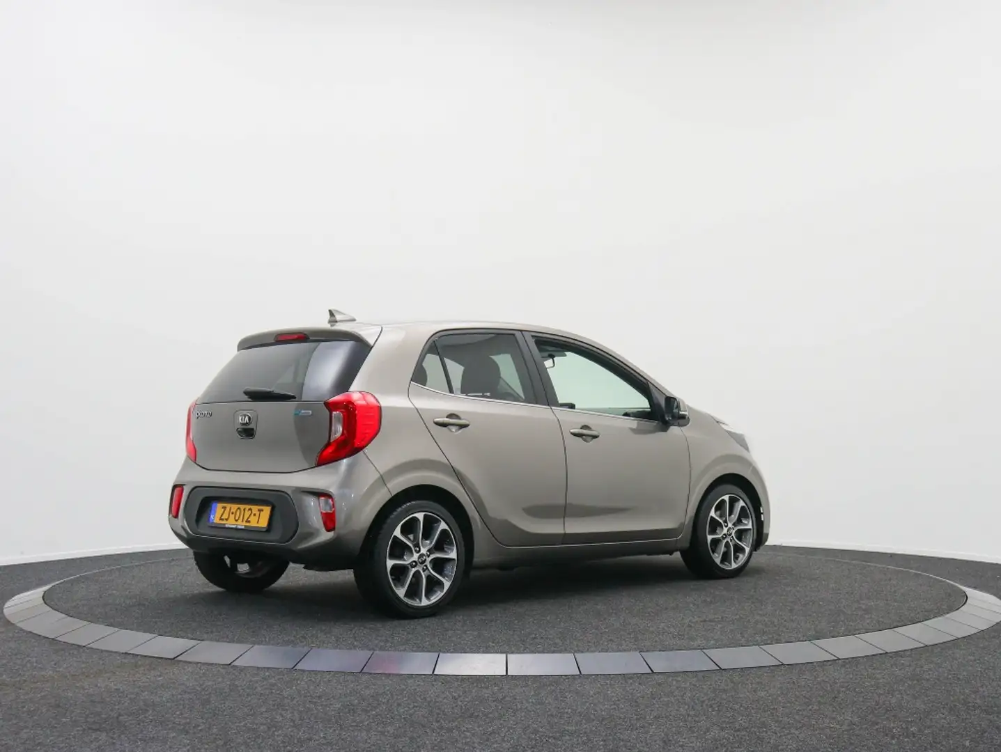 Kia Picanto 1.0 CVVT Design Edition Gris - 2