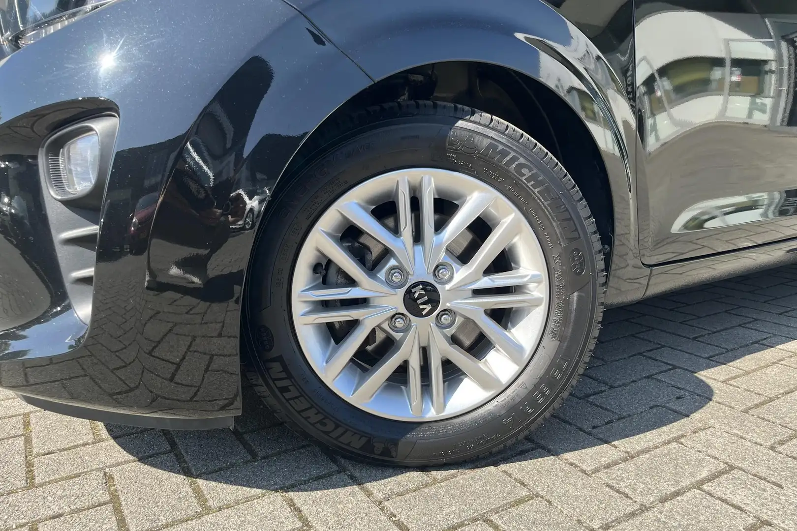 Kia Picanto 1.0 DPi DynamicLine Airco | Navi | Cruise Control Noir - 2