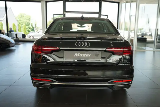 Audi A4 view 5