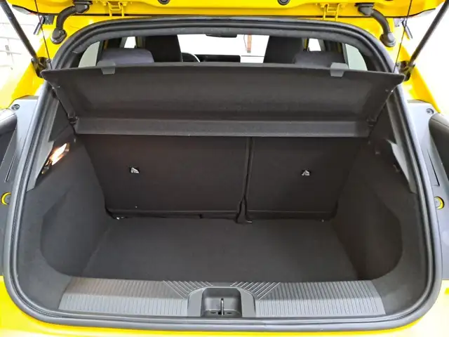 Renault Megane E-Tech view 9