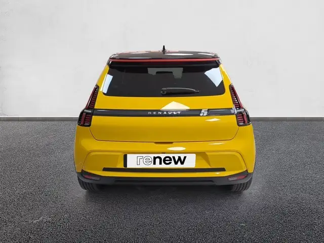Renault Megane E-Tech view 6
