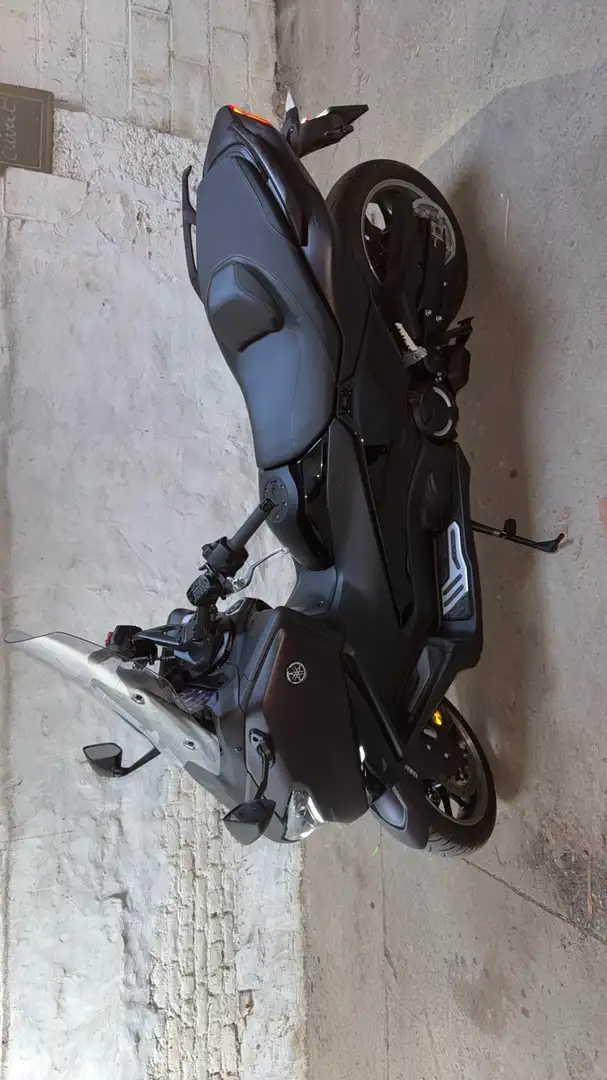 Yamaha TMAX 560 - 2