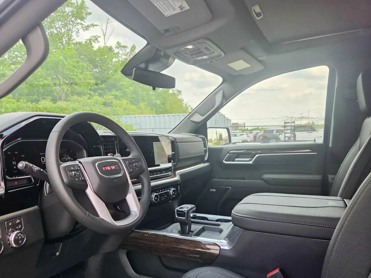 GMC Sierra 1500 снимка GMC Sierra 1500