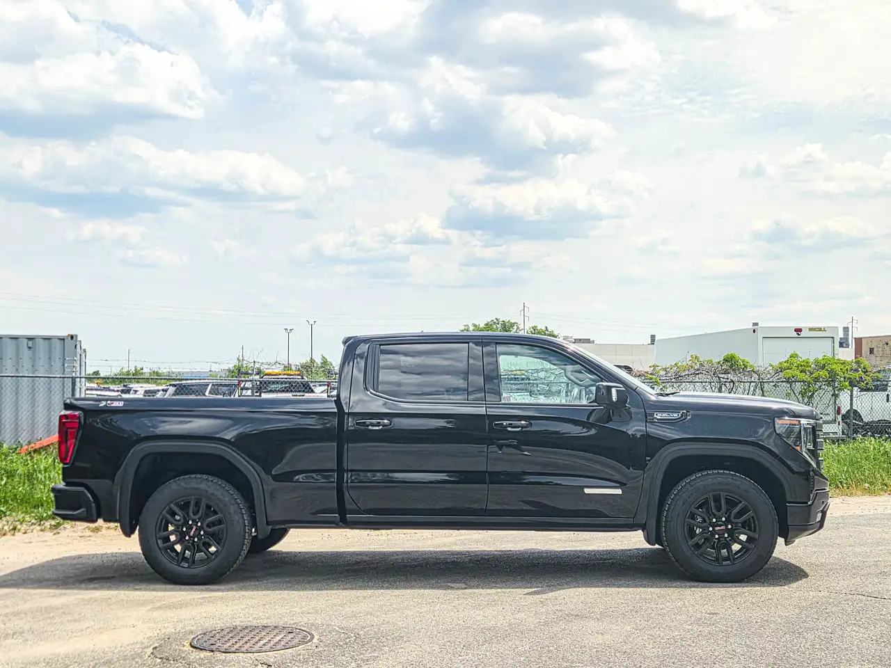 GMC Sierra 1500 снимка GMC Sierra 1500