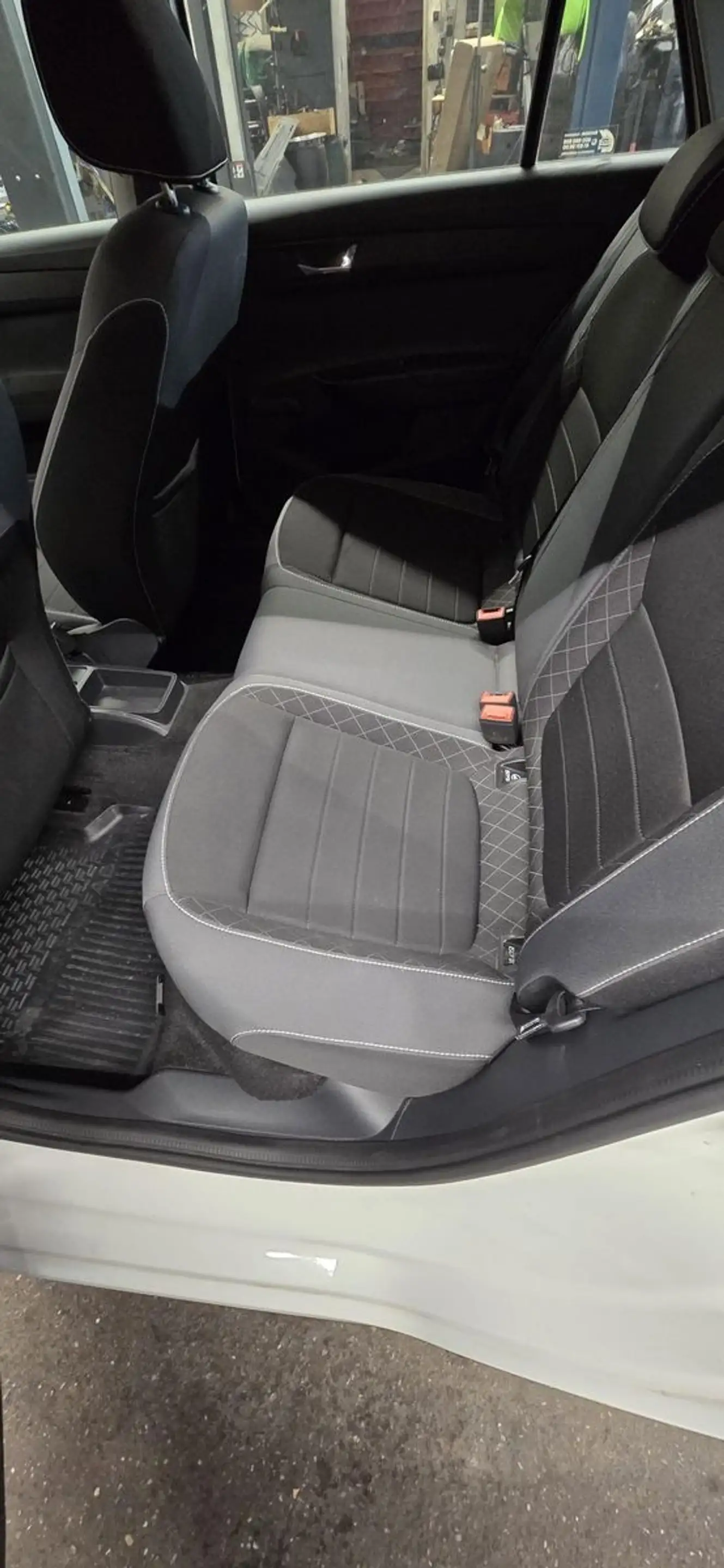 Skoda Fabia Combi (Ambition) 1,0  70 KW (95 PS) TSI — photo 5