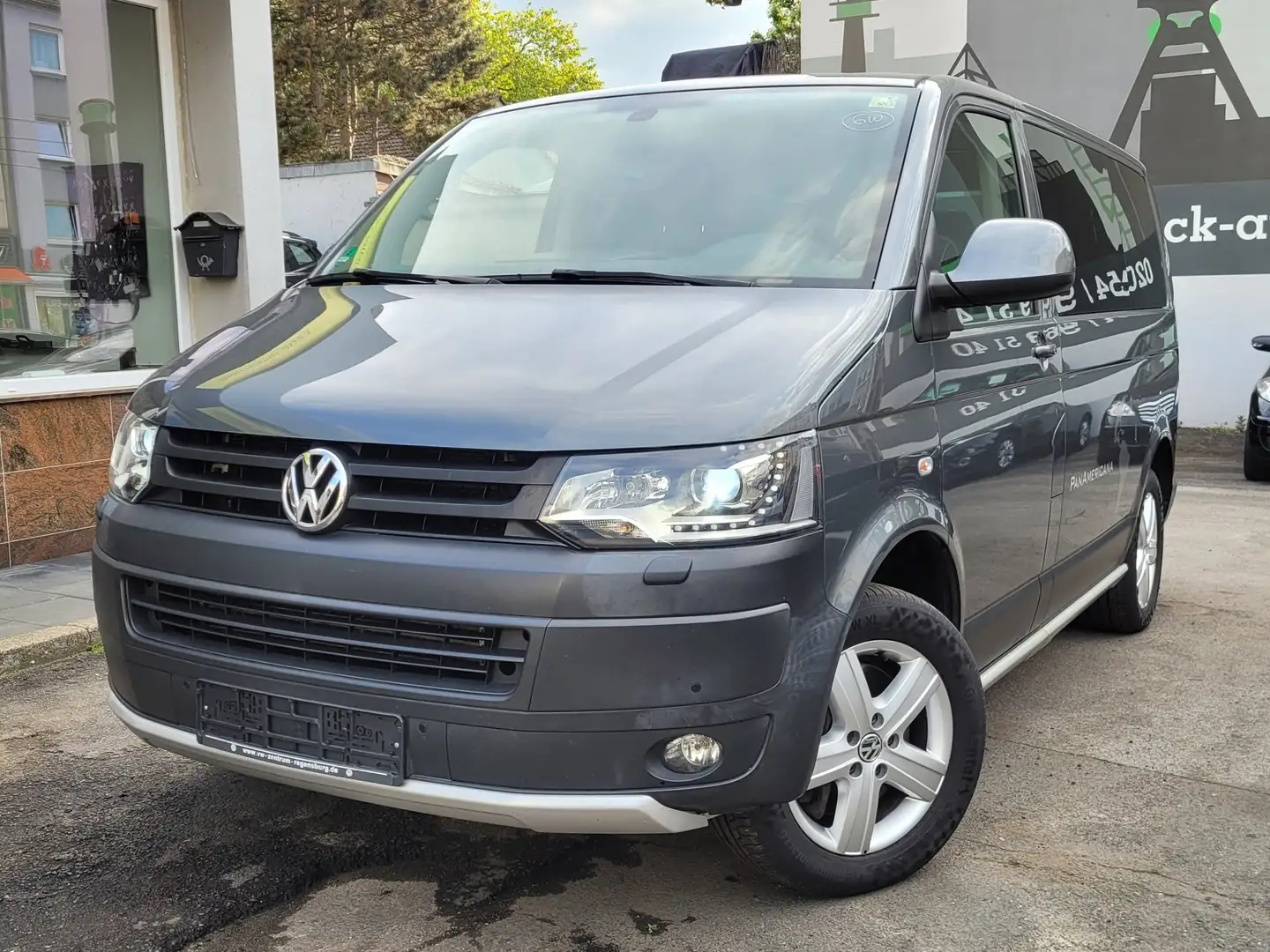 Volkswagen T5 Multivan PanAmericana DSG 4Motion*Xen*Leder*Navi*LED*Stdh. Grau - 1