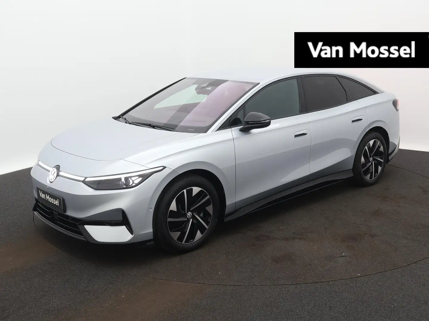 Volkswagen ID.7 Pro Business 77 kWh 286PK | Automaat | Navigatie | Zilver - 1