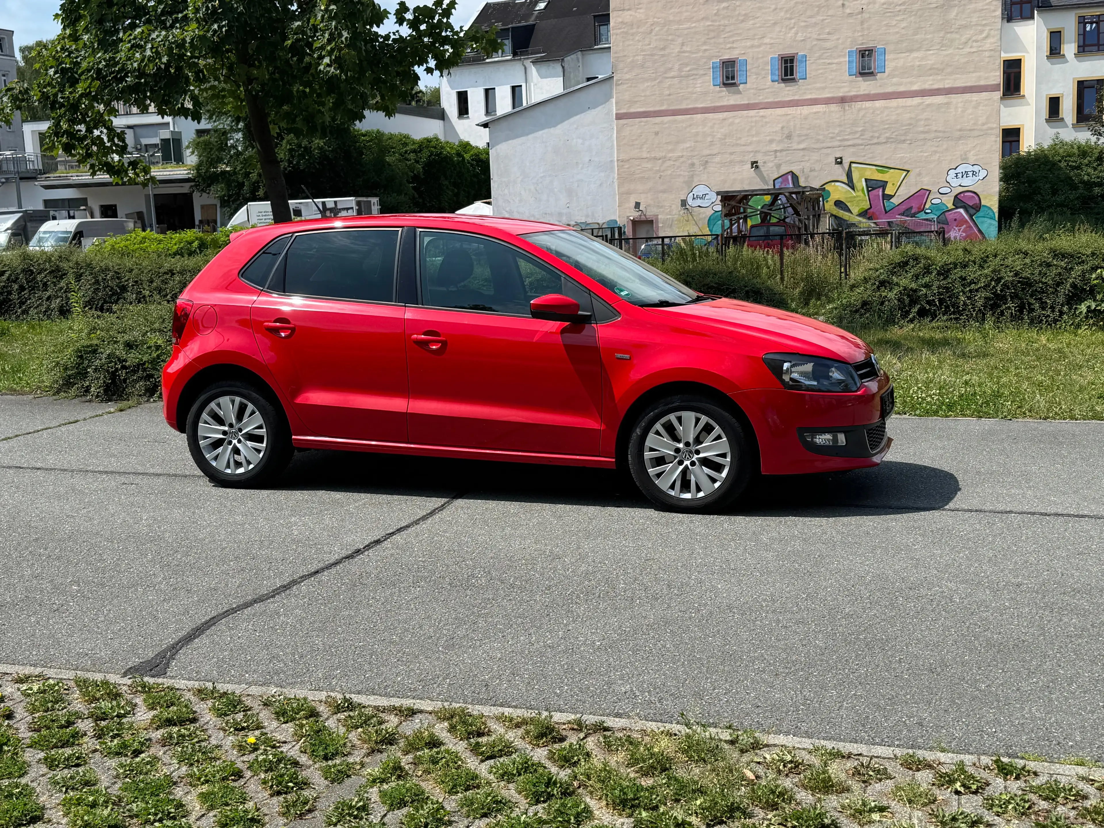 Volkswagen Polo Life * TÜV neu! — photo 4