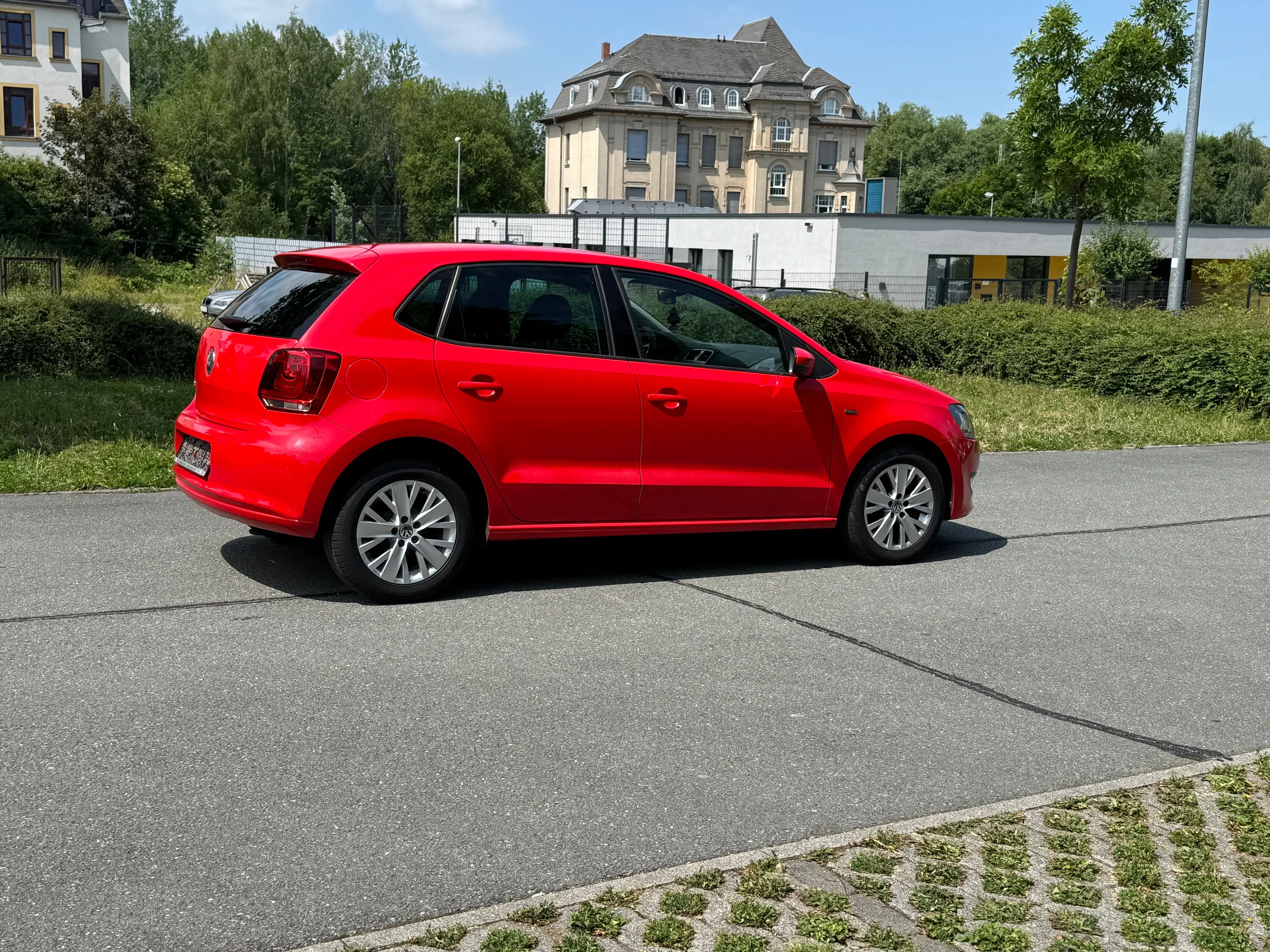 Volkswagen Polo Life * TÜV neu! — photo 5