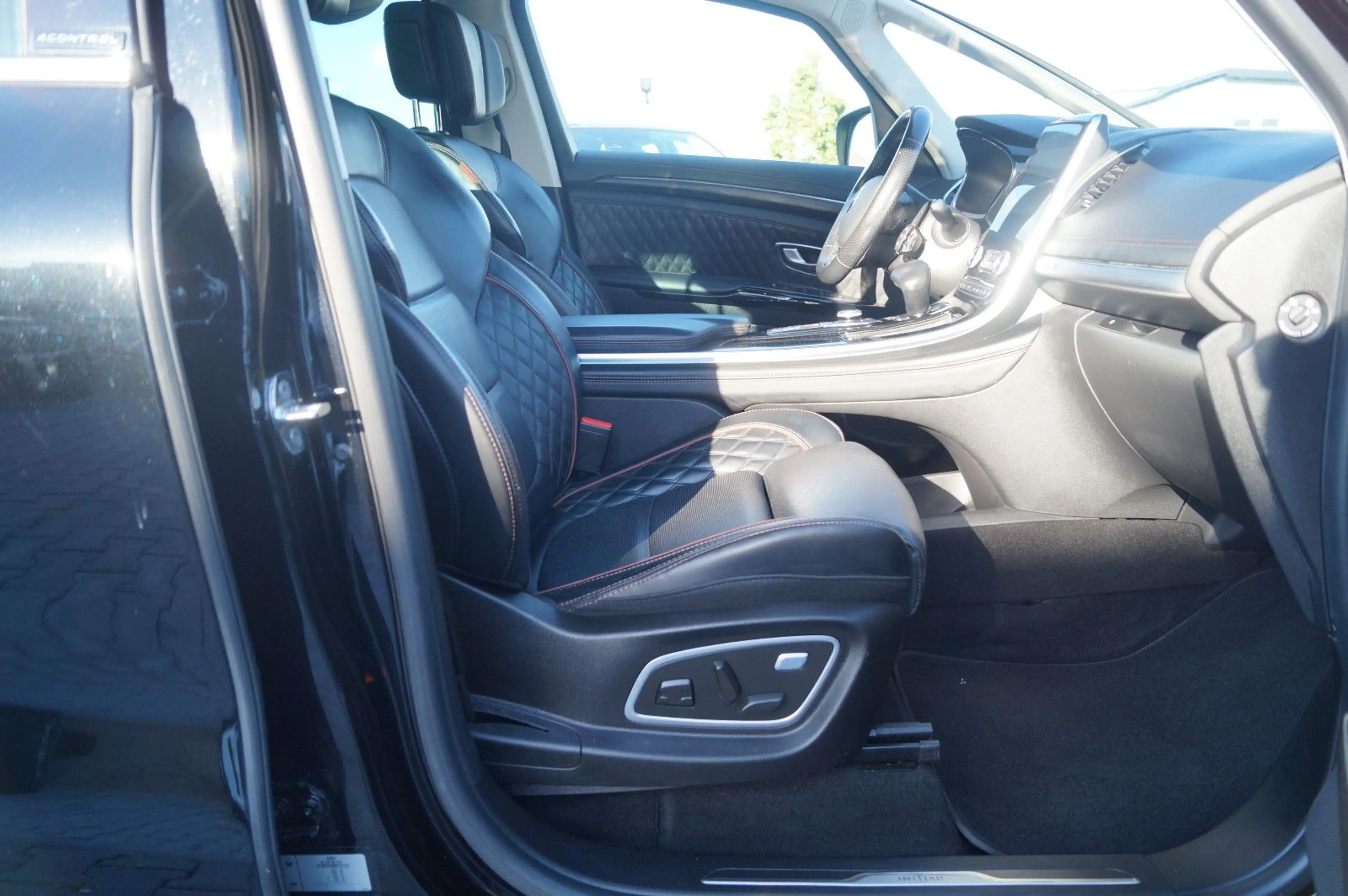 Renault Espace V Initiale Paris*Pano-D*Kamera*Navi*Voll — photo 10