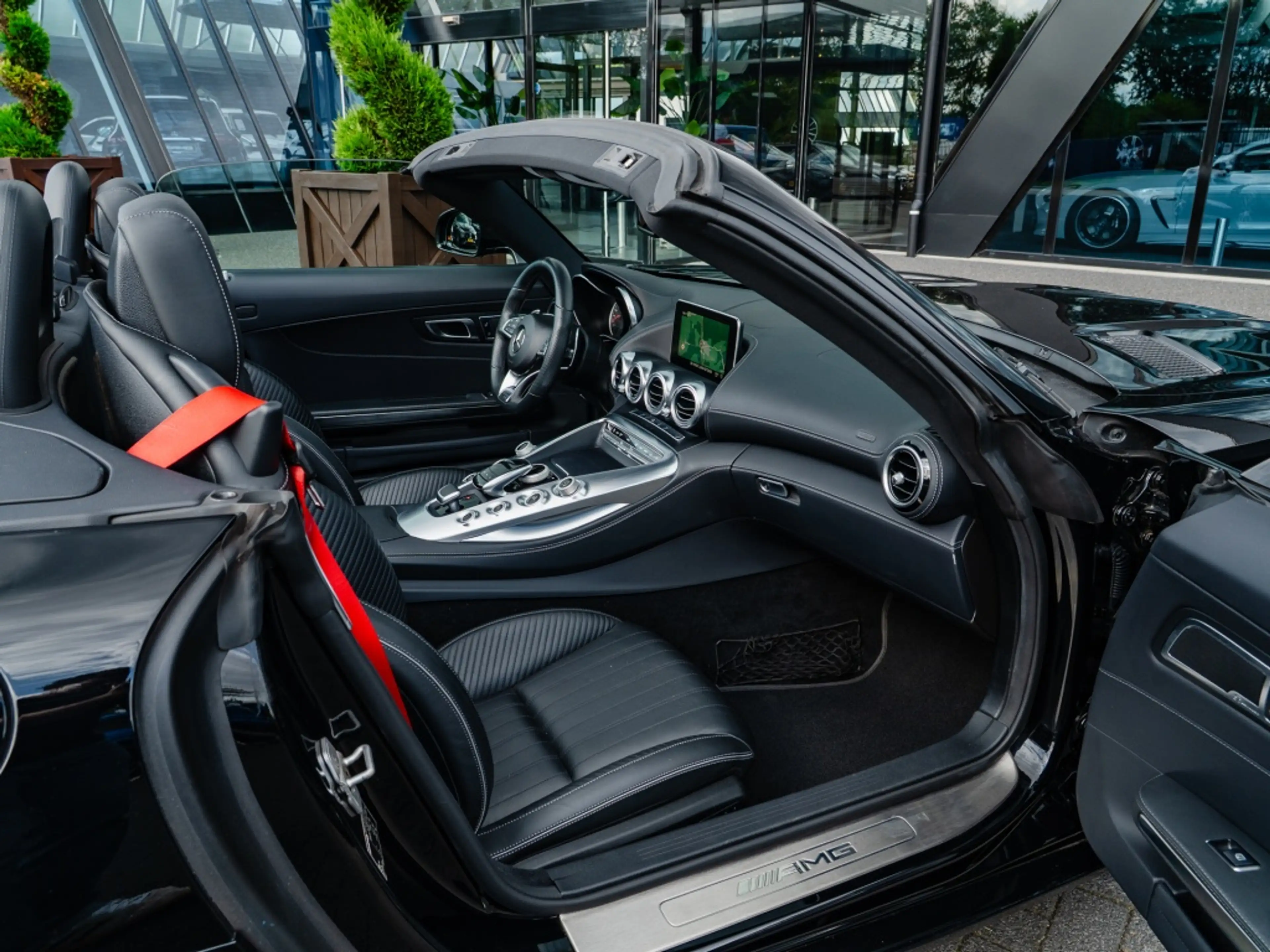 Mercedes-Benz AMG GT Roadster | Airscarf | Burmester | Memory — photo 14