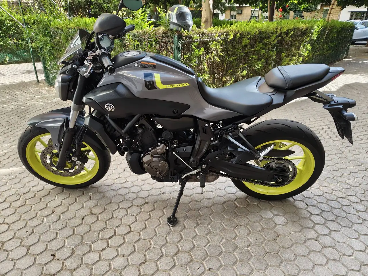 Yamaha MT-07