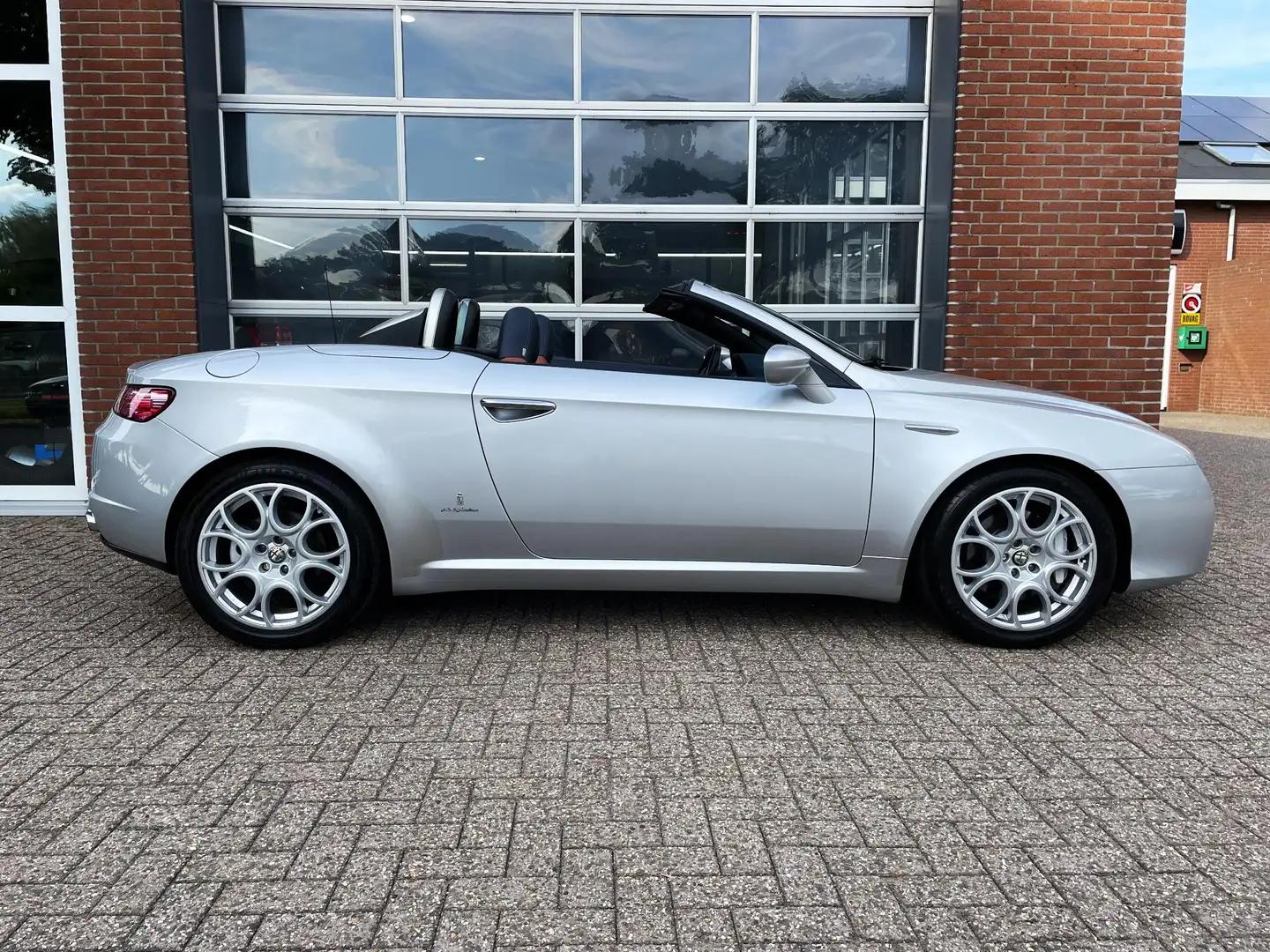 Alfa Romeo Spider 3.2 JTS Q4 Grijs - 2