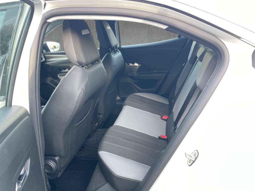 Opel Mokka E