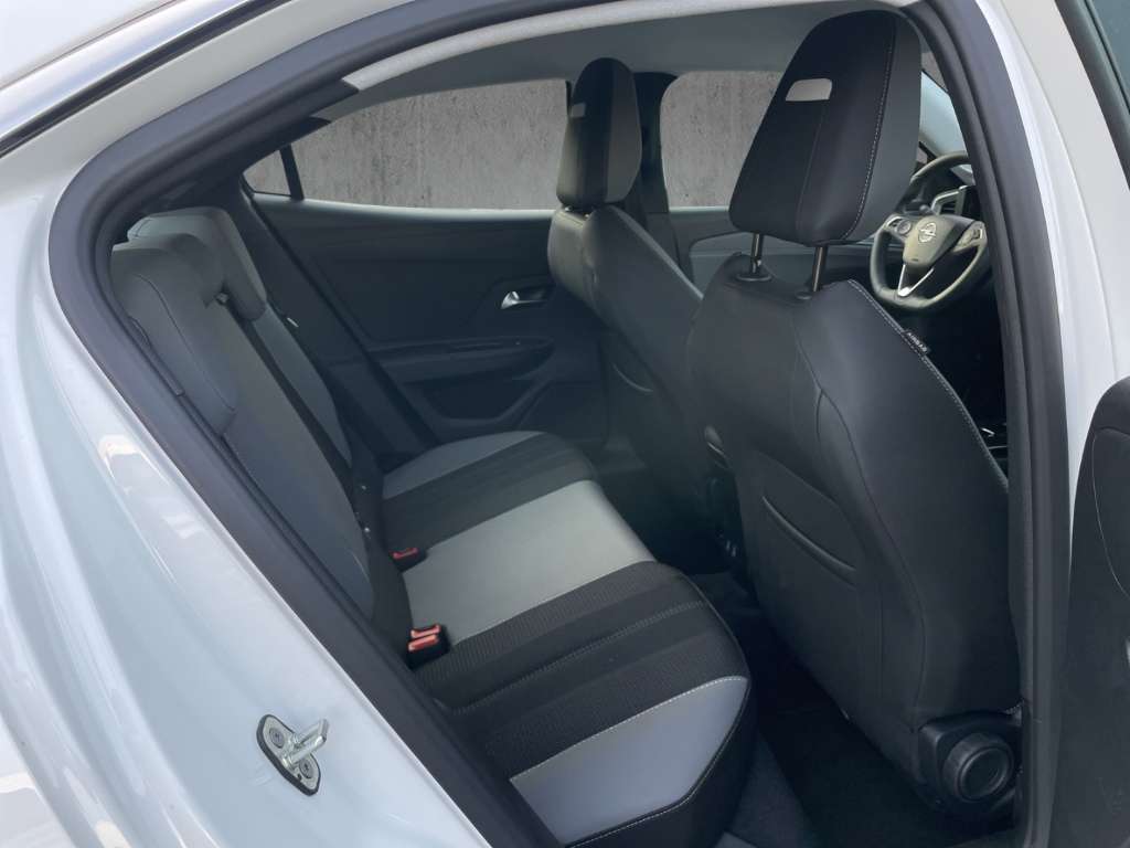 Opel Mokka E